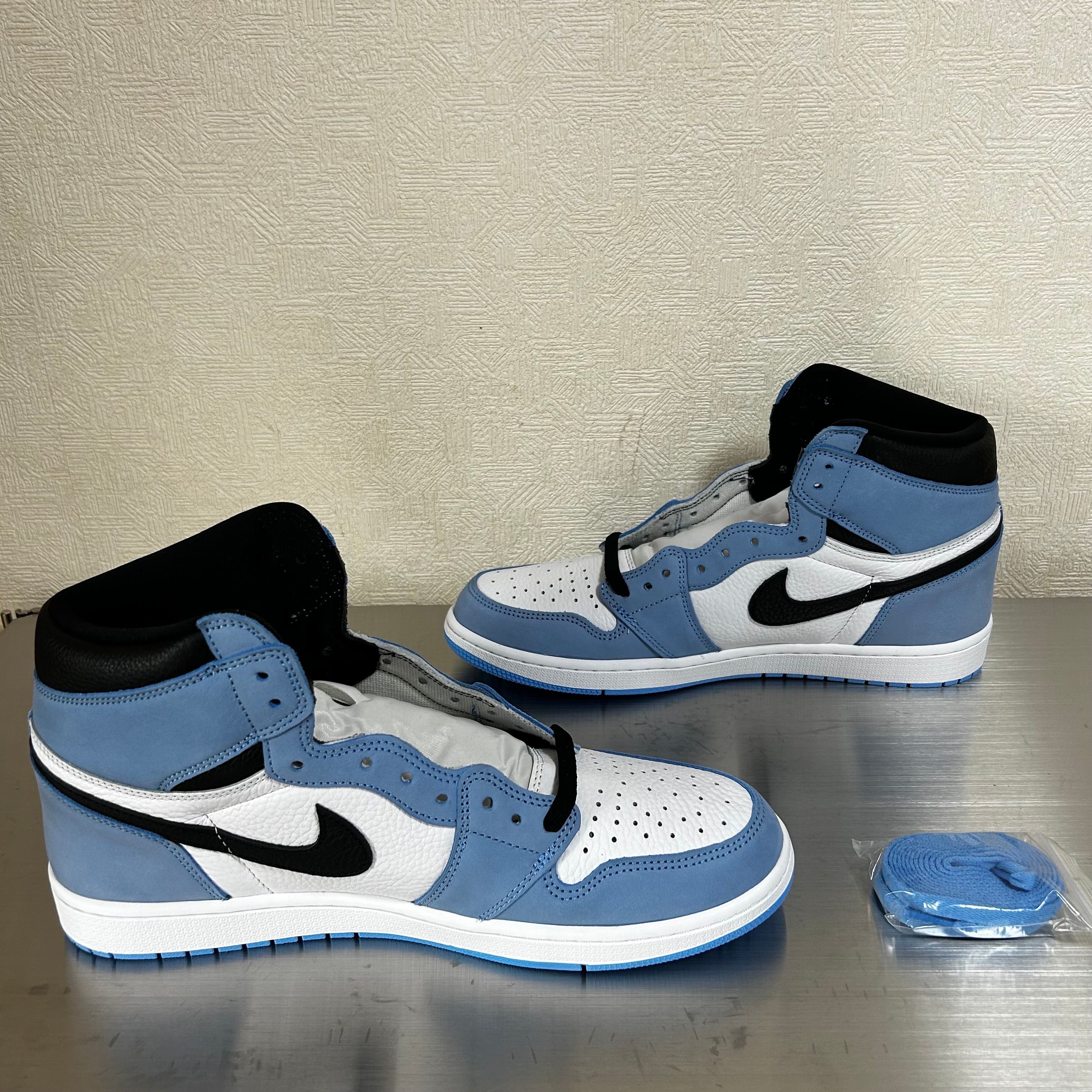 Nike Air Jordan 1 High OG "University Blue"