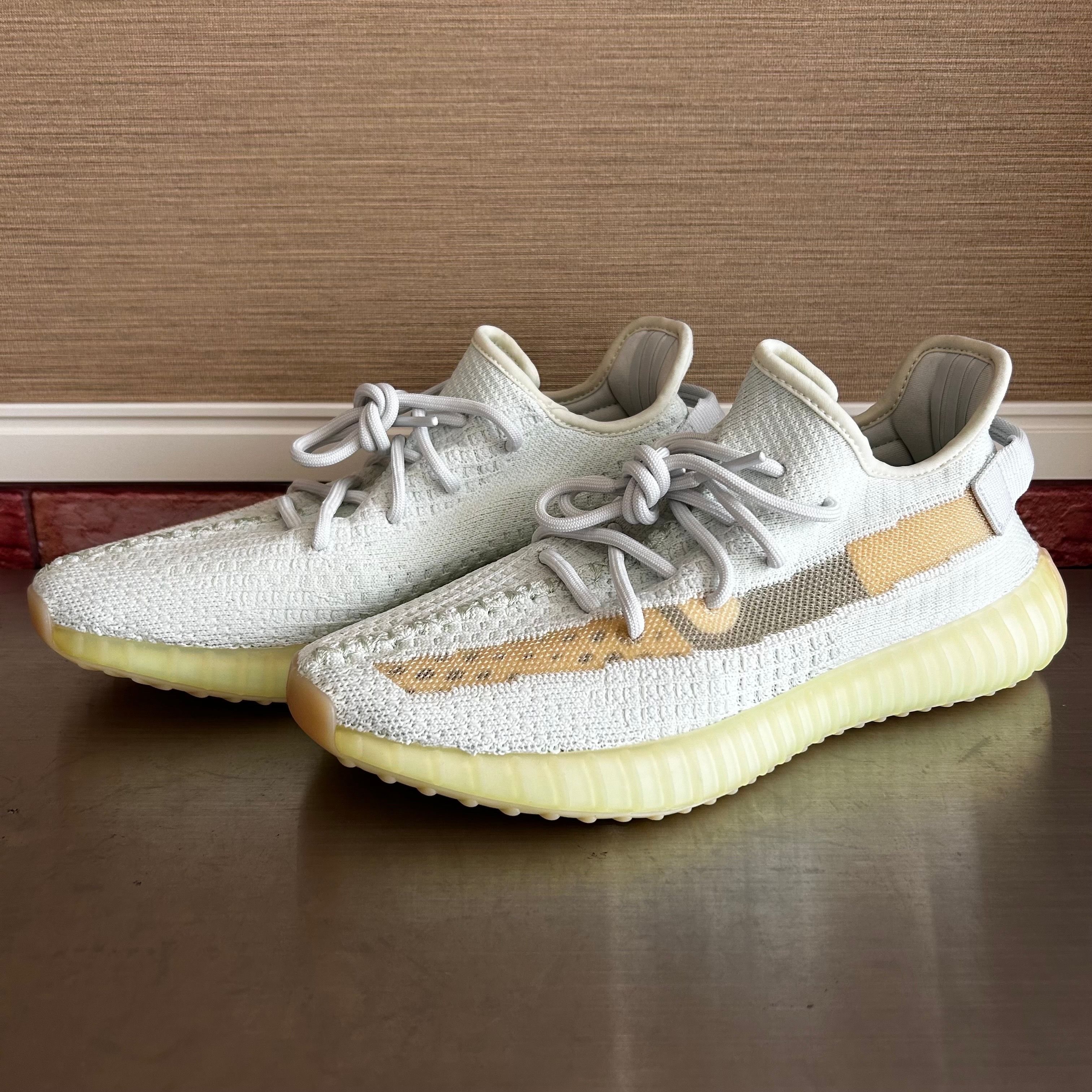 adidas Yeezy Boost 350 V2 "Hyperspace"