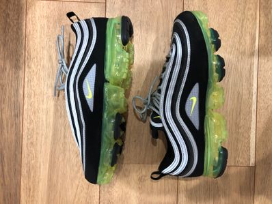 Nike Air Vapormax '97 "Black/Volt-Metallic Silver"