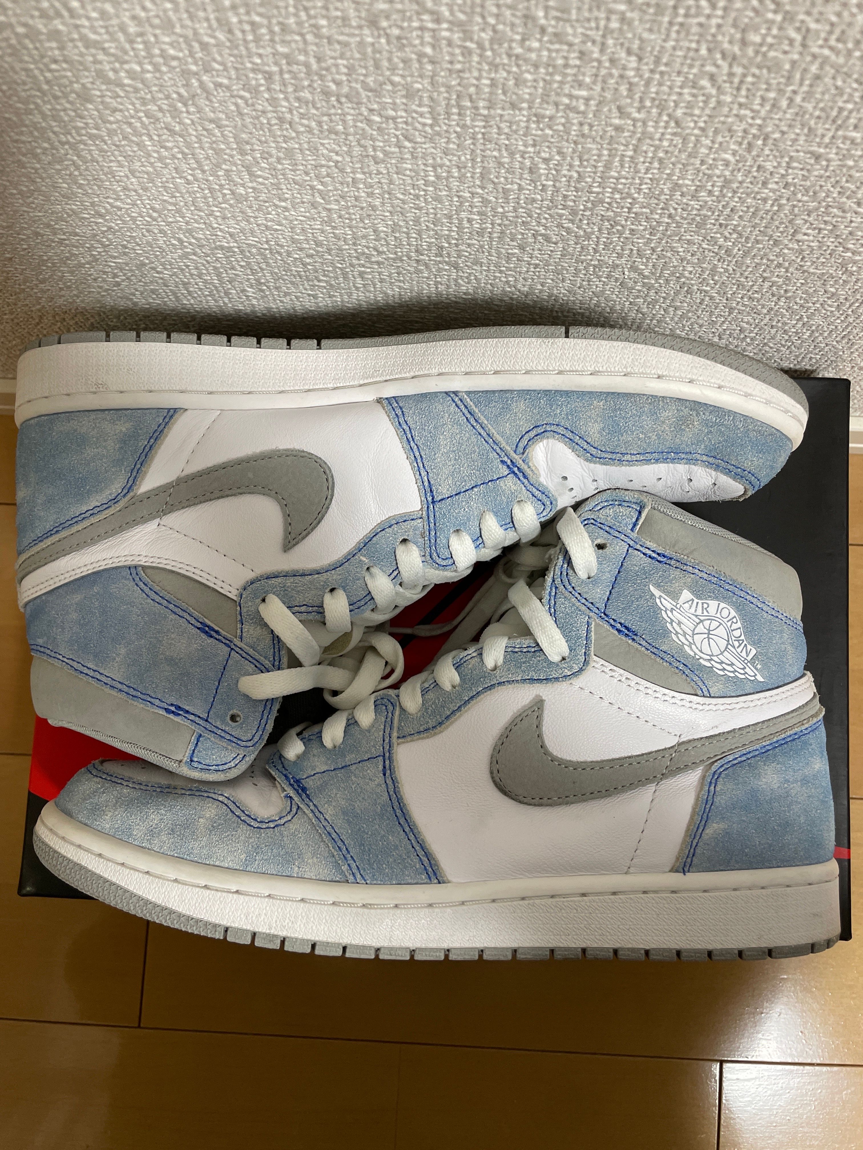 Nike Air Jordan 1 High OG "Hyper Royal"