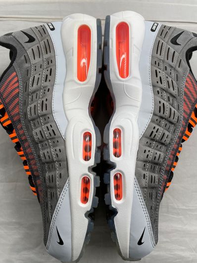 Kim Jones × Nike Air Max 95 "Black/Total Orange"