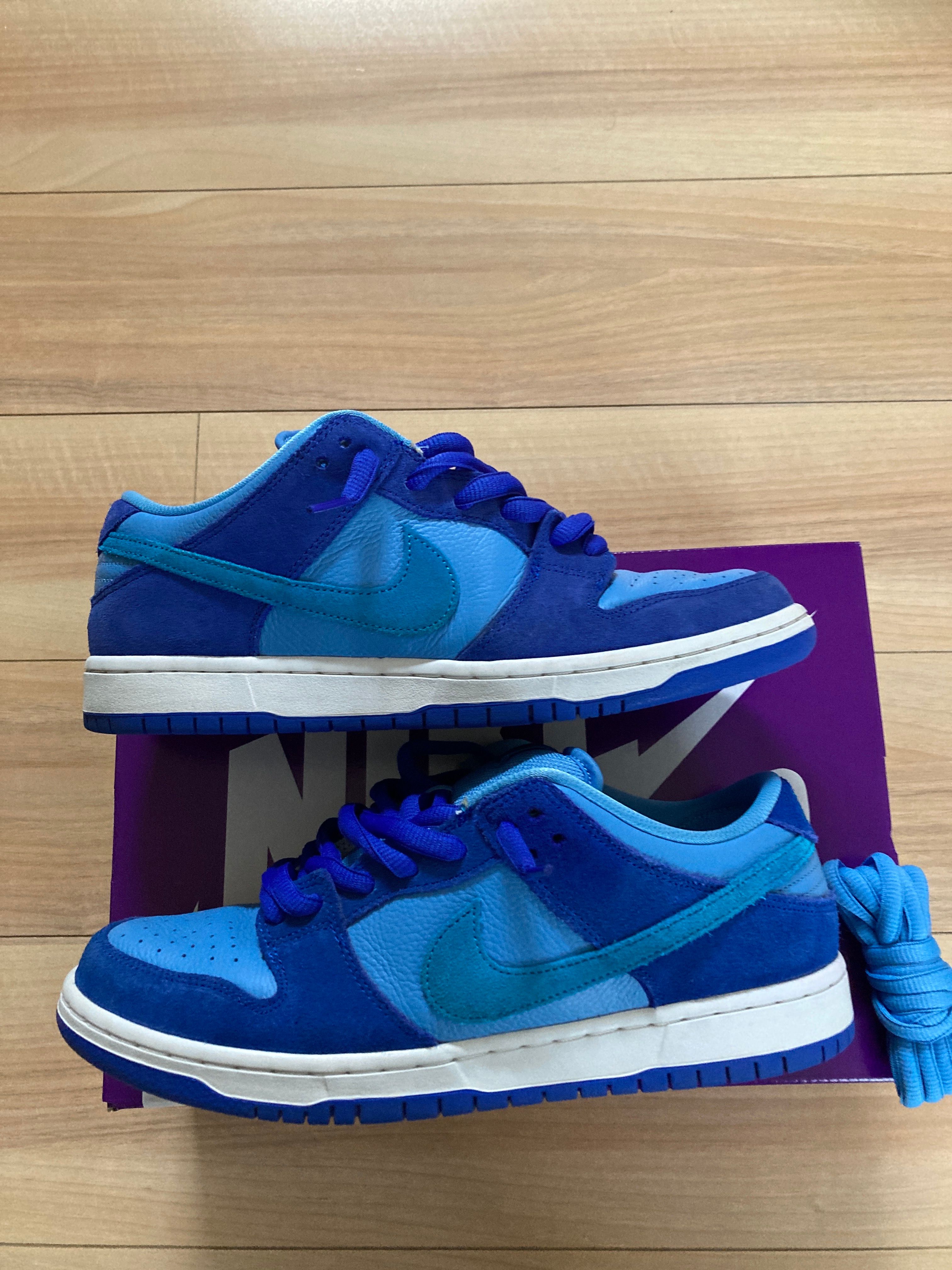 Nike SB Dunk Low "Blue Raspberry"