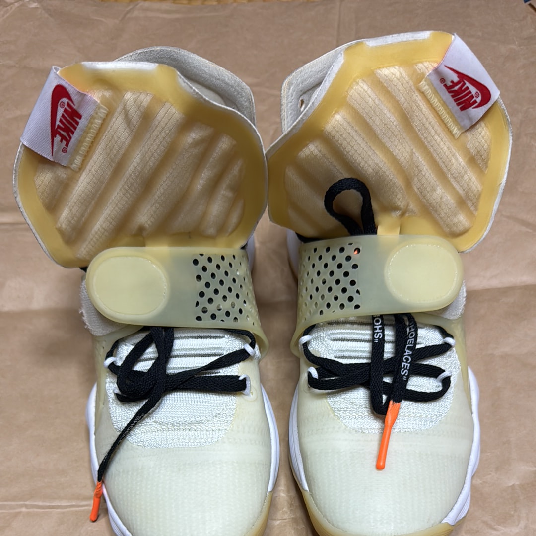 オフホワイト × ナイキ リアクト ハイパーダンク2017 フライニット "ザ テン/ホワイト"