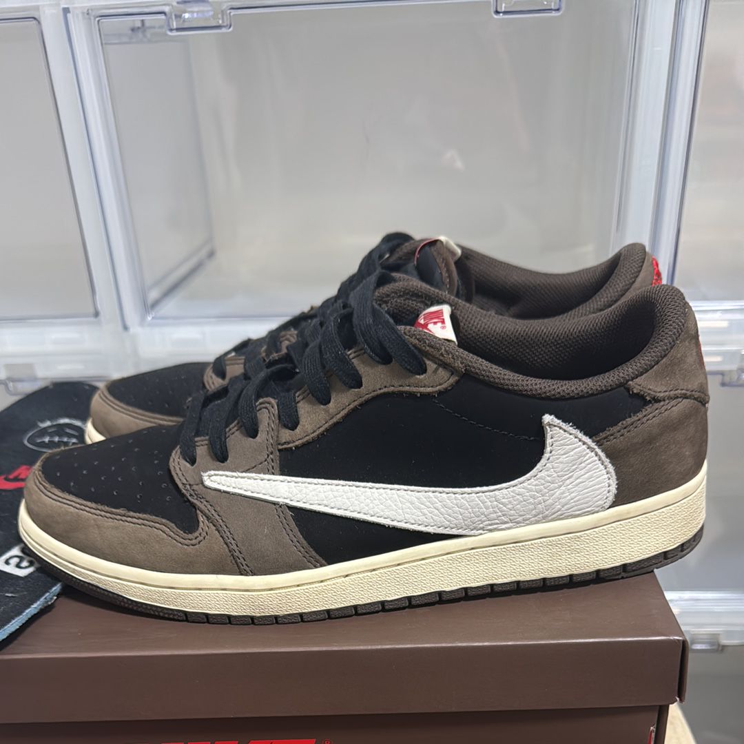 Travis Scott × Nike Air Jordan 1 Low OG SP-T "Black/Dark Mocha"