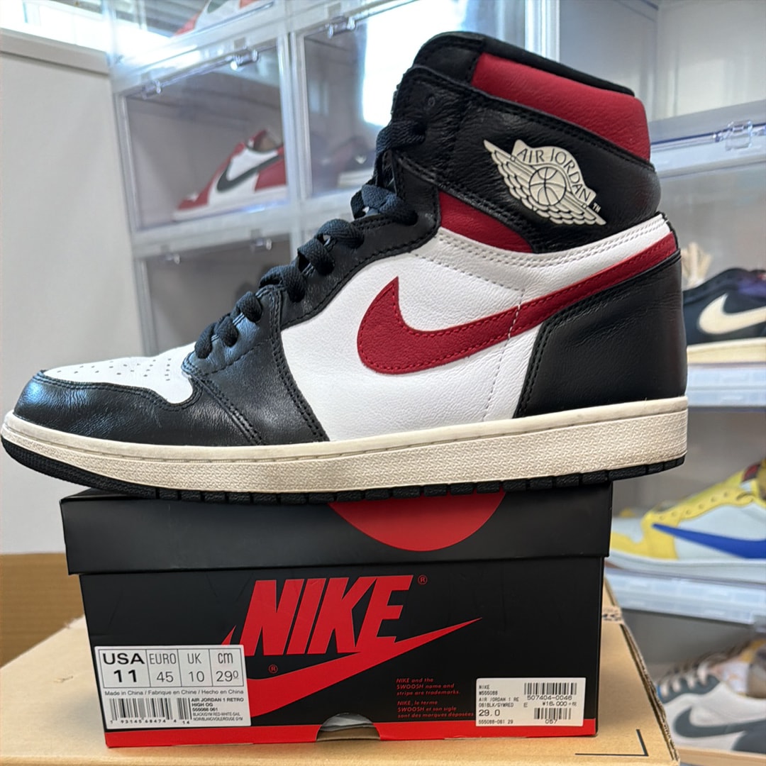 Nike Air Jordan 1 Retro High "Black/White/Sail/Gym Red"