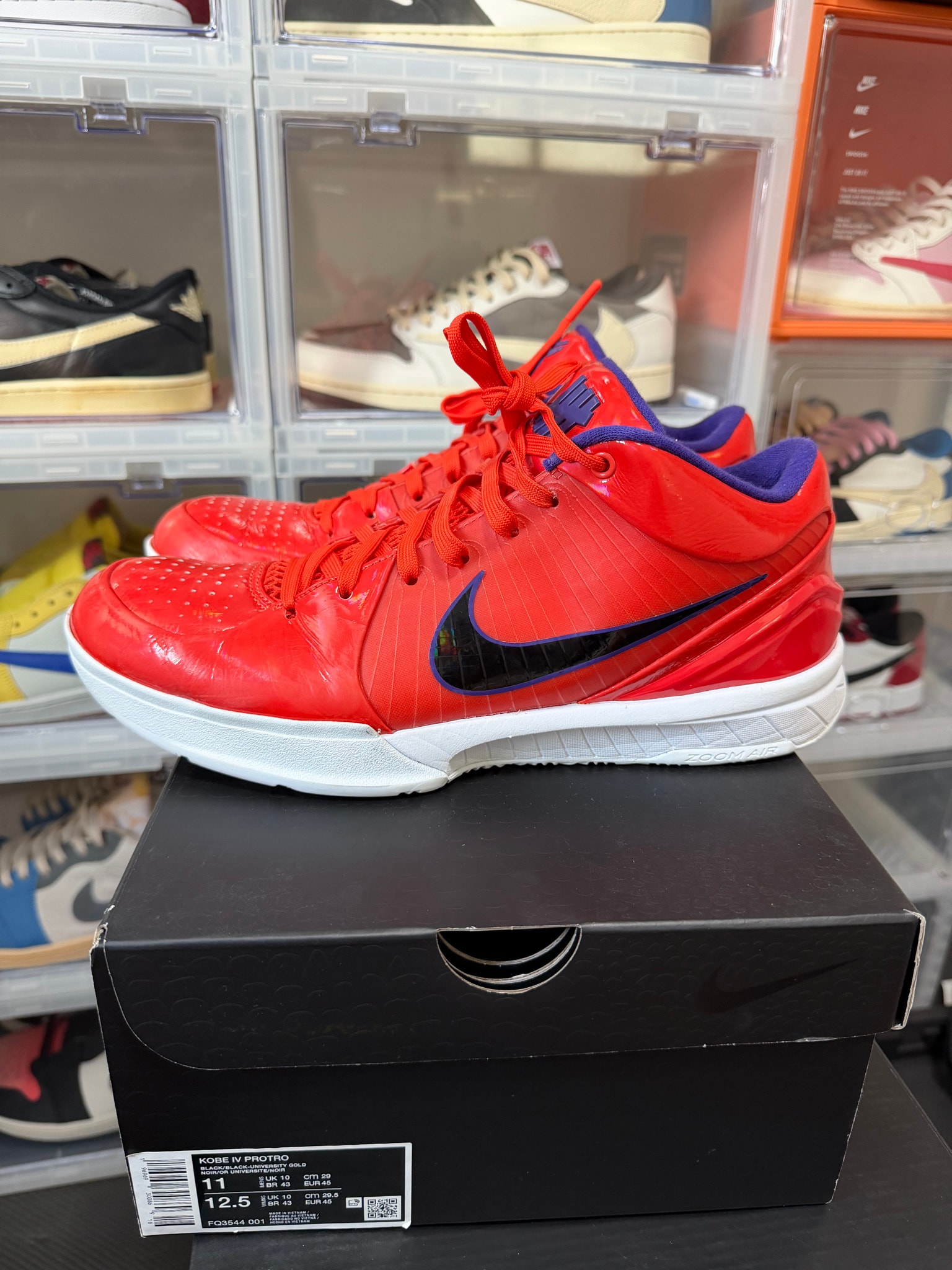 UNDEFEATED × Nike Kobe 4 Protro "Team Orange" 