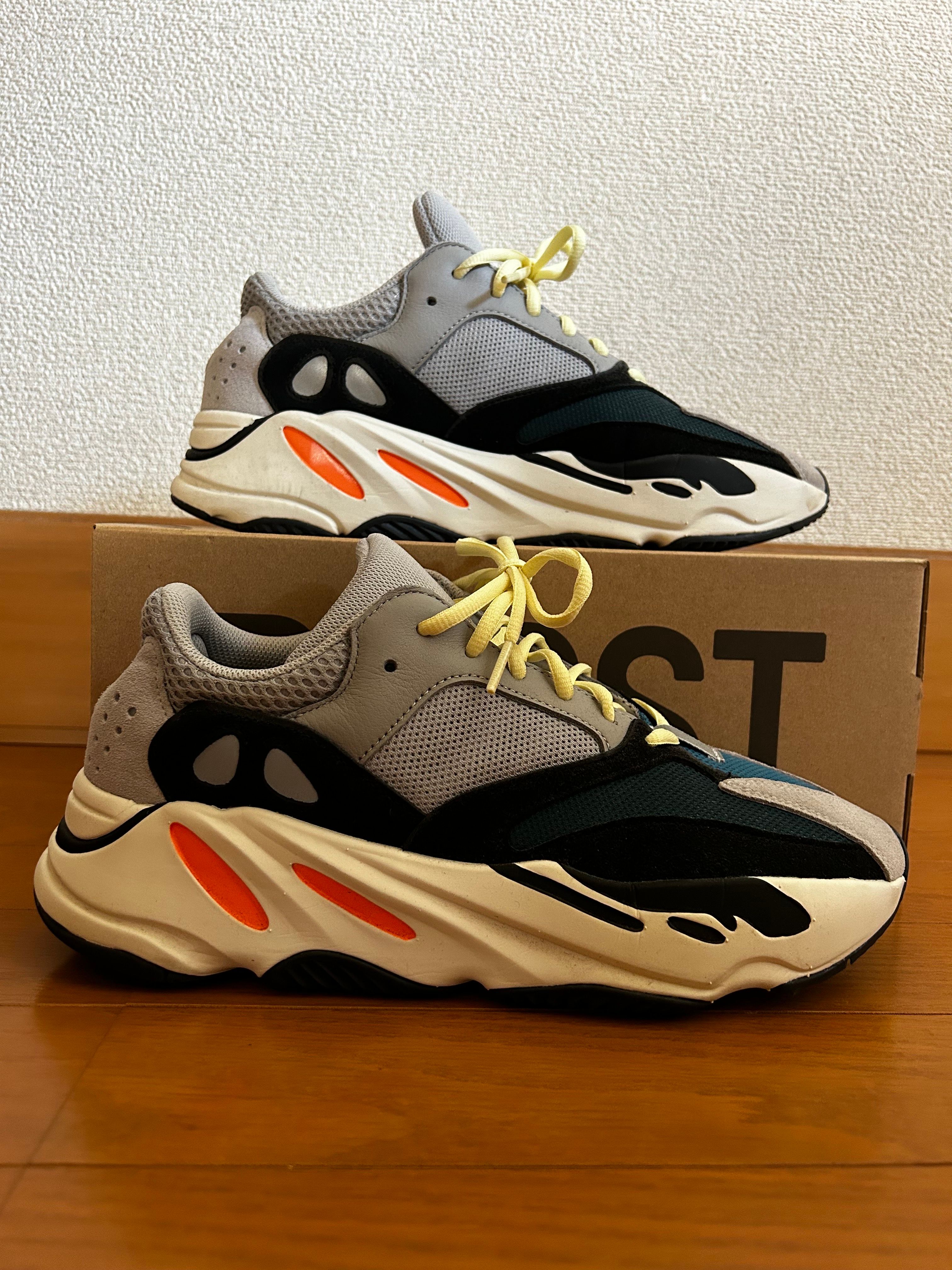 adidas YEEZY Boost 700 "Wave Runner"