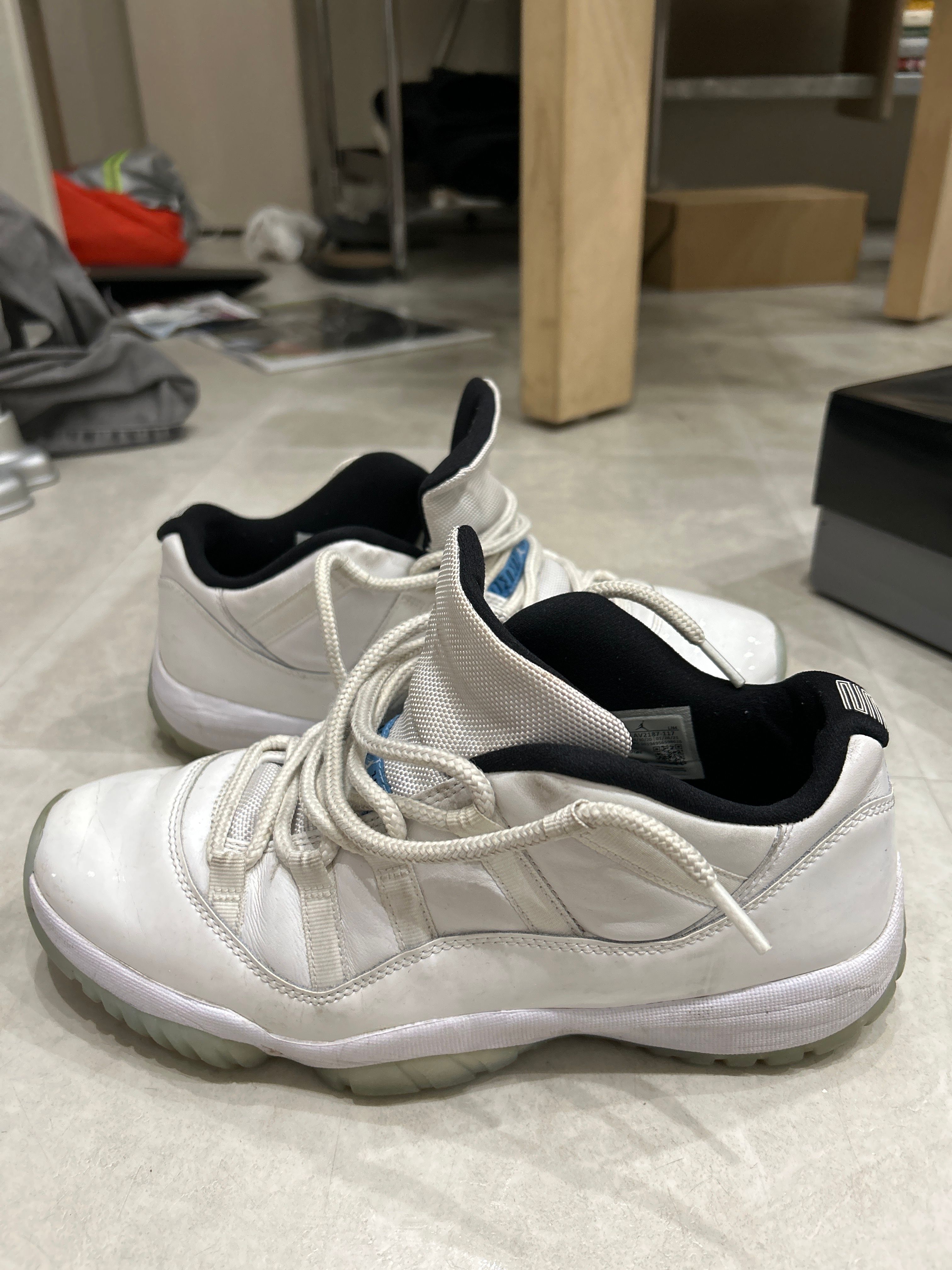 Nike Air Jordan 11 Low "Legend Blue"