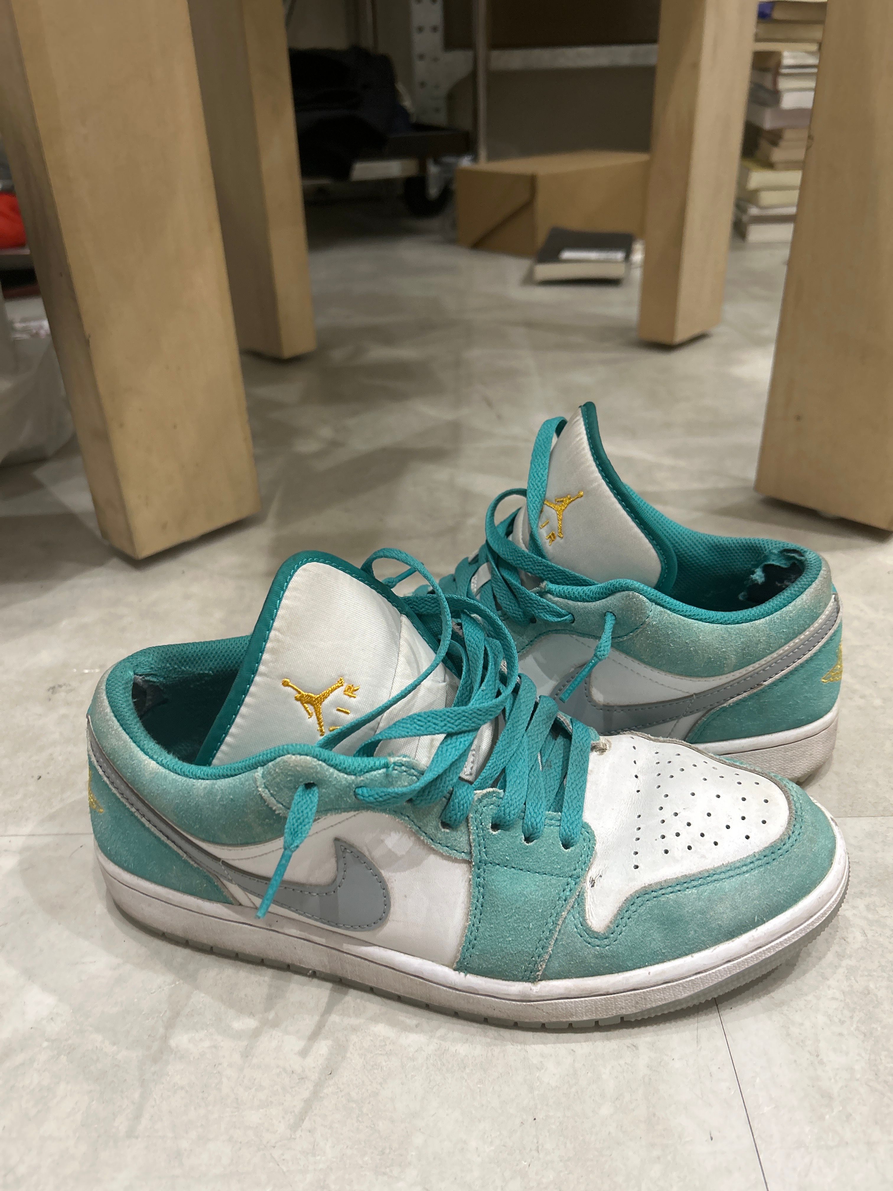 Nike Air Jordan 1 Low SE "New Emerald"