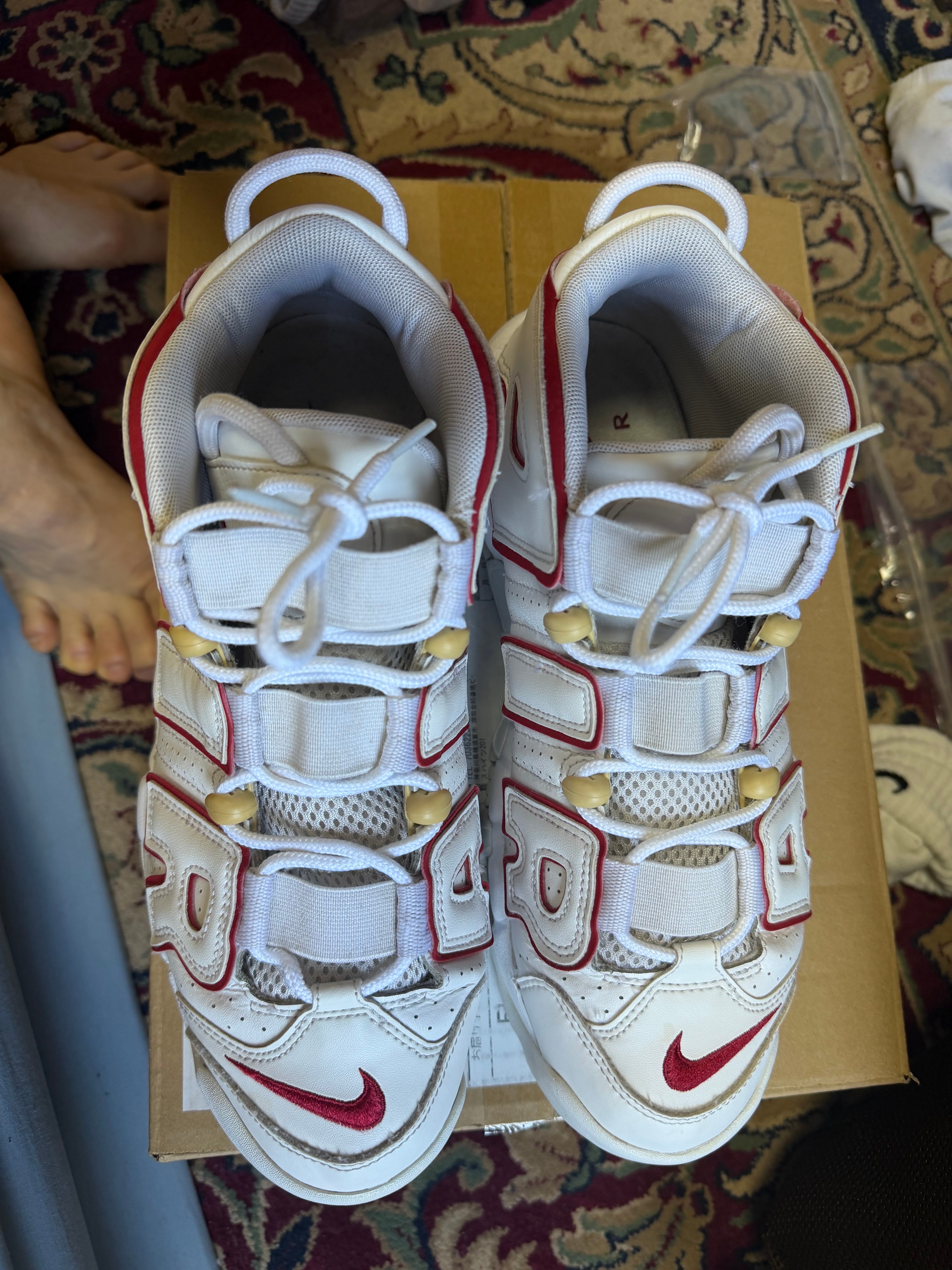 NIKE AIR MORE UPTEMPO "WHITE/VARSITY RED" (2021)