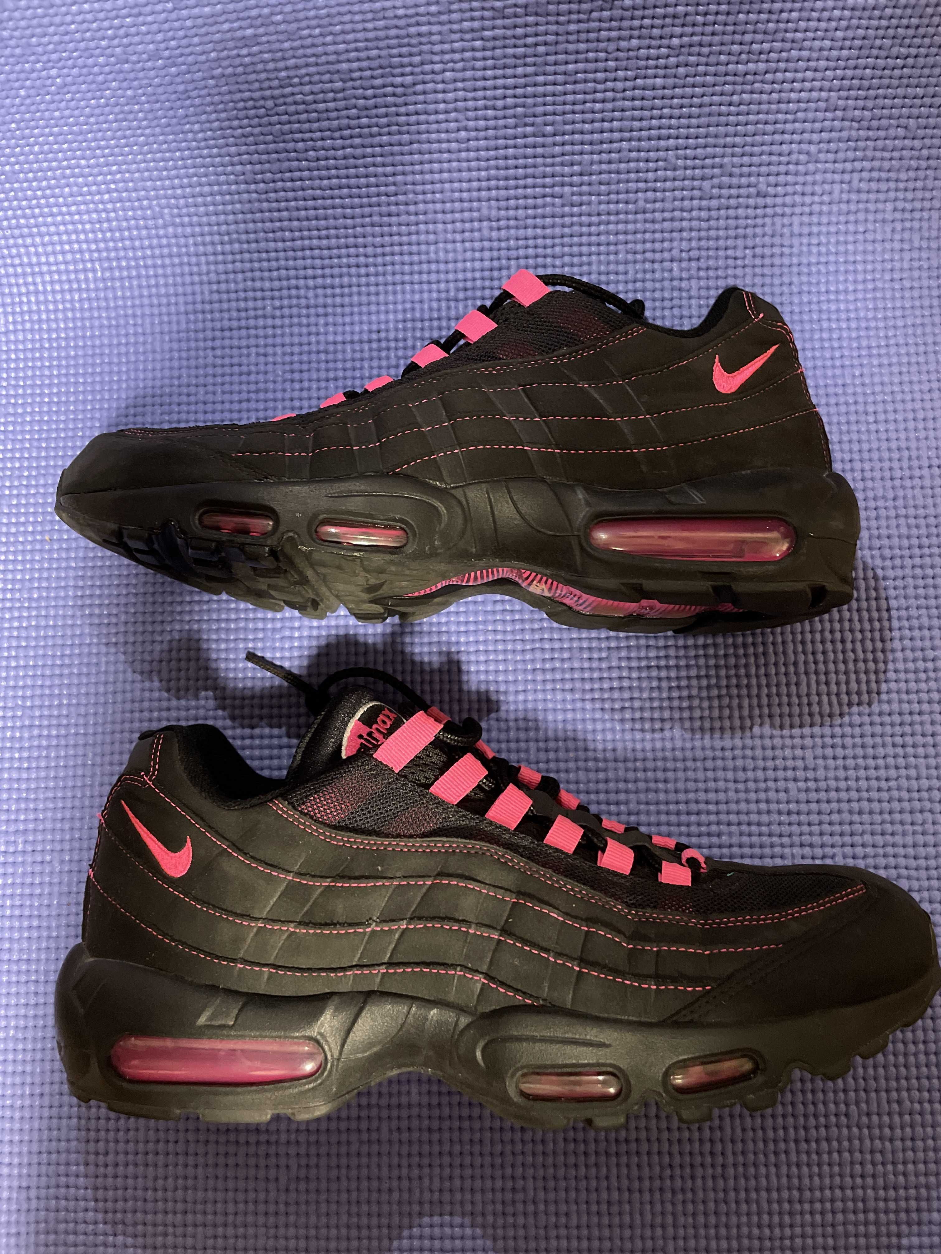 Nike Air Max 95 "Black/Pink"