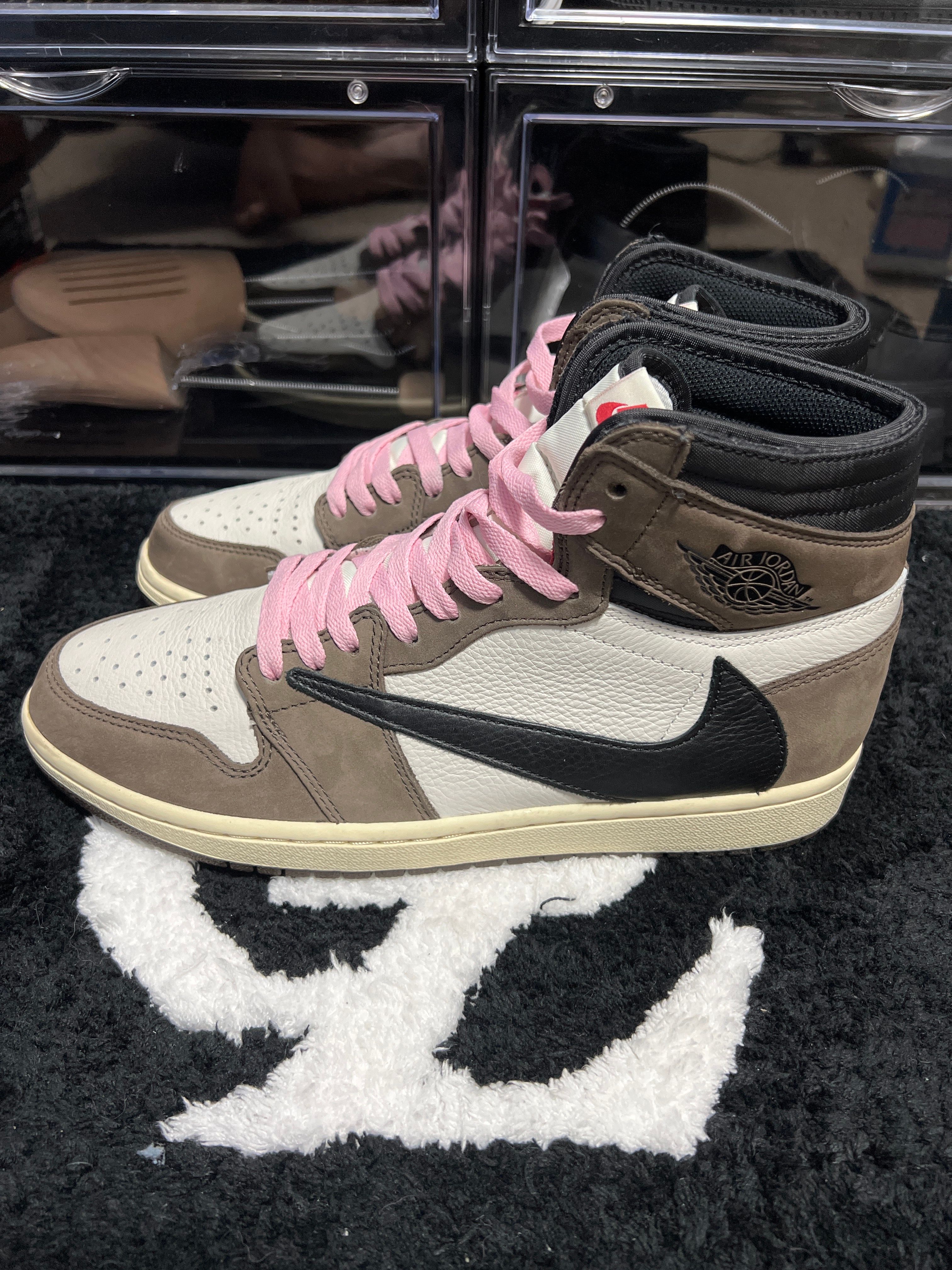 Travis Scott × Nike Air Jordan 1 Retro High OG TS SP "Sail/Dark Mocha"