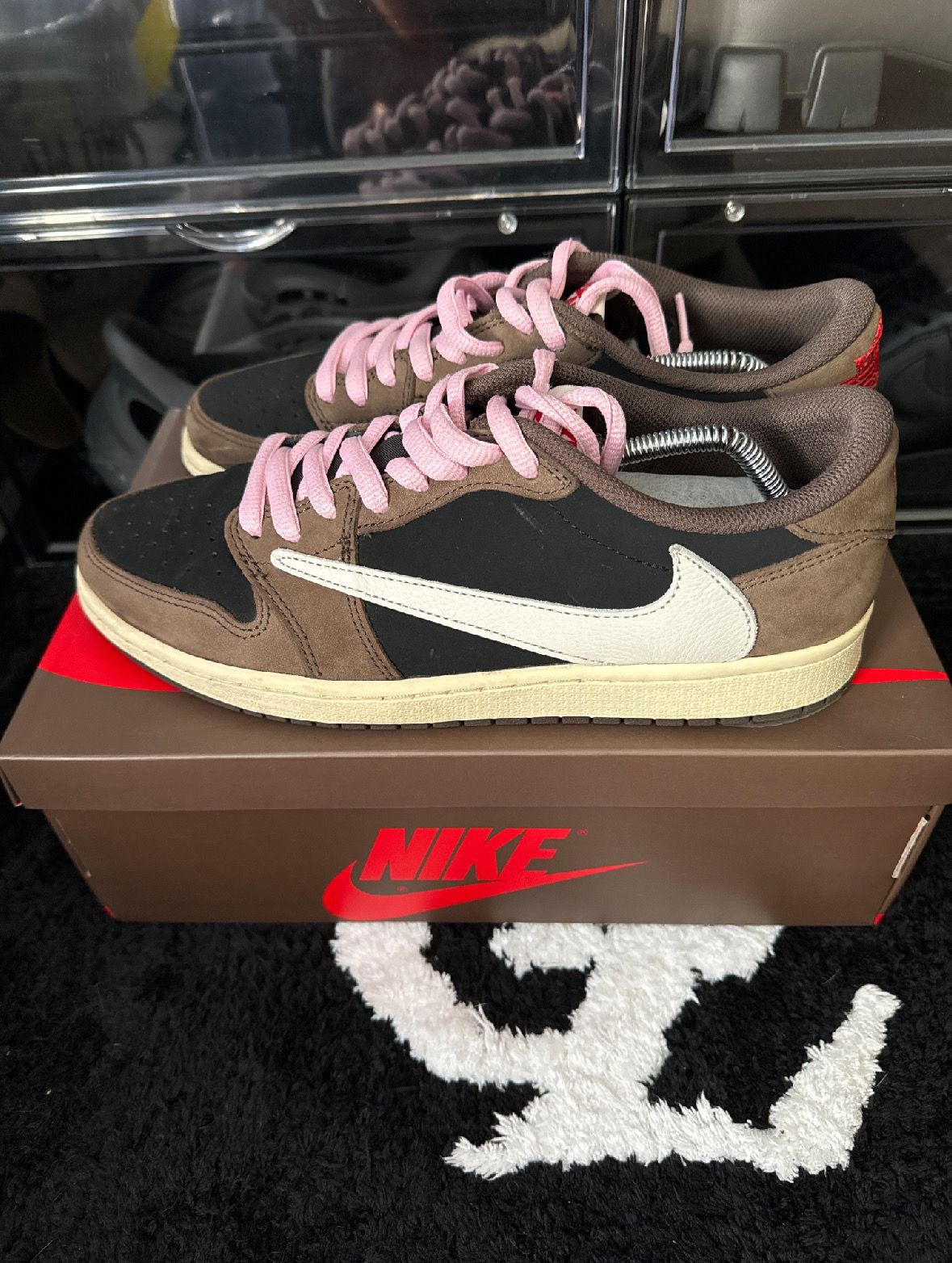 Travis Scott × Nike Air Jordan 1 Low OG SP-T  "Black/Dark Mocha"