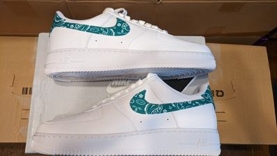 Nike Women's Air Force 1 Low '07 Essential "Green Paisley"
