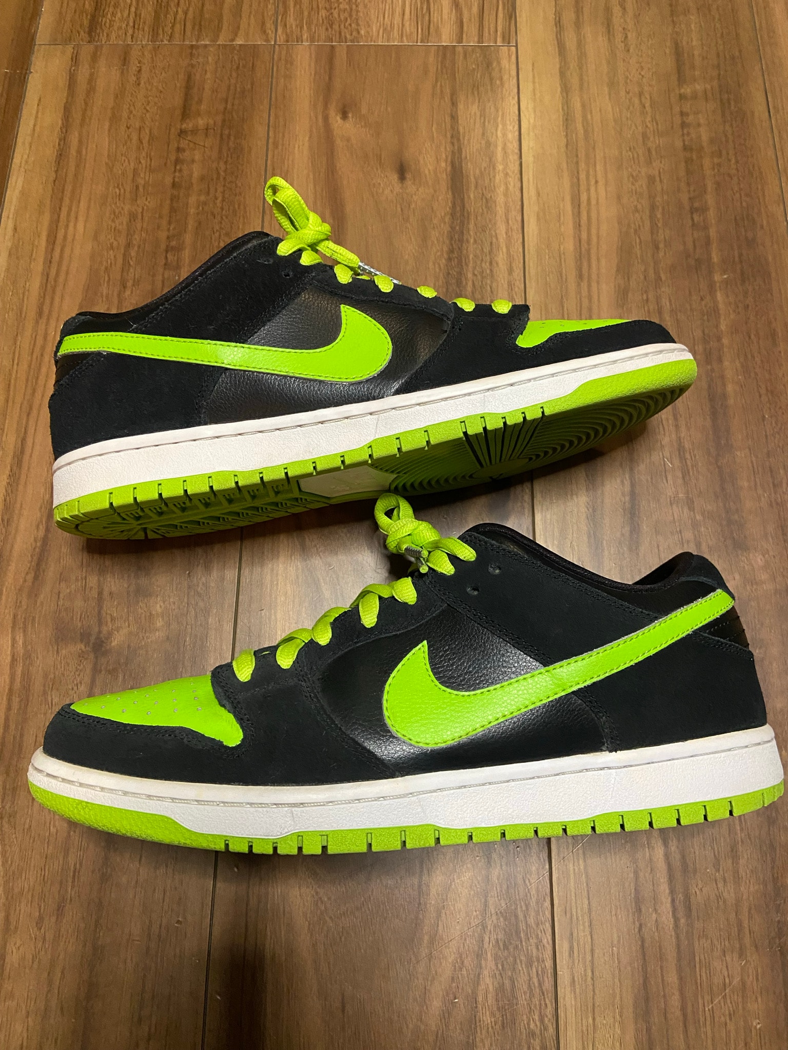 Nike SB Dunk Low "Neon J Pack"