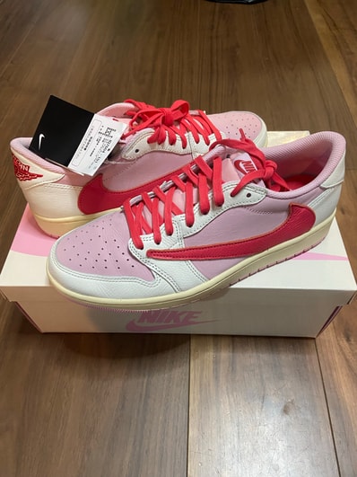 Travis Scott × Nike Air Jordan 1 Retro Low OG "Sail/Tropical Pink"