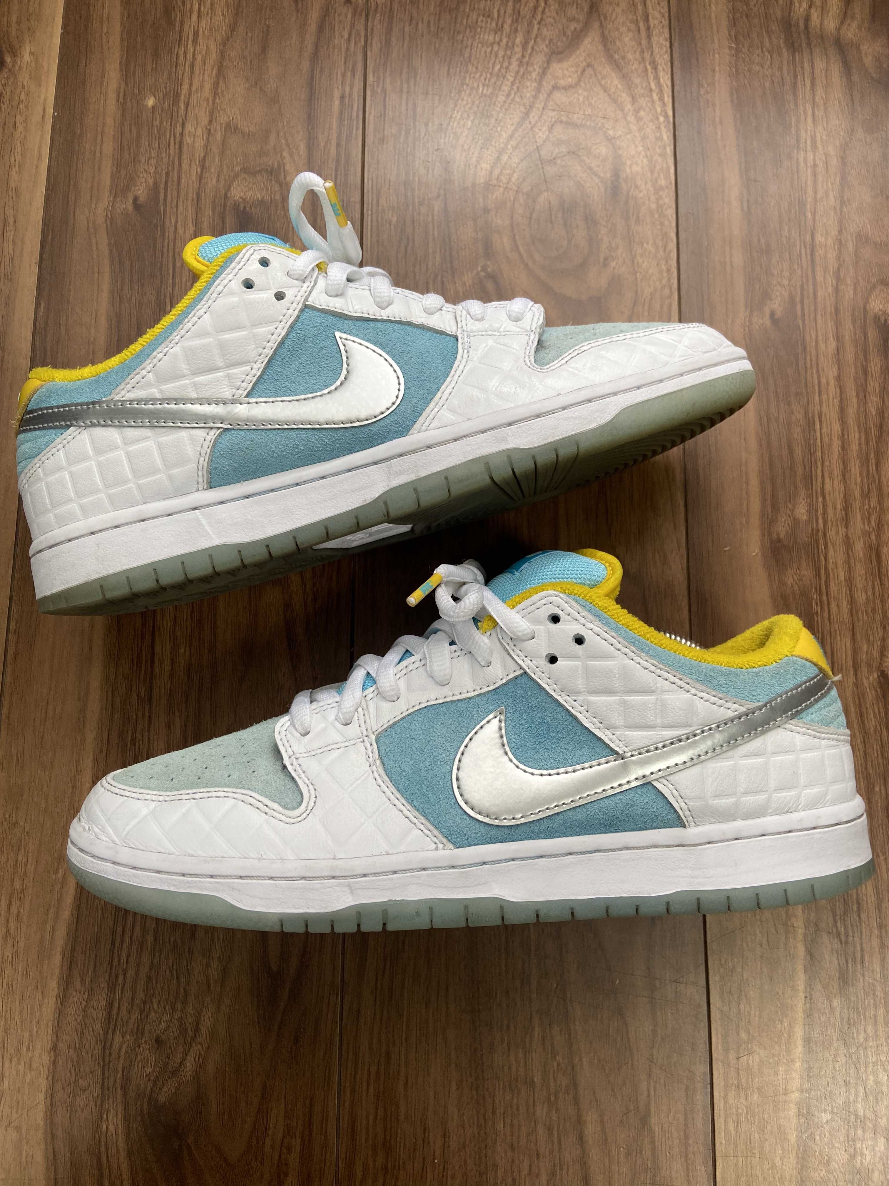 FTC × Nike SB Dunk Low "White/Blue"