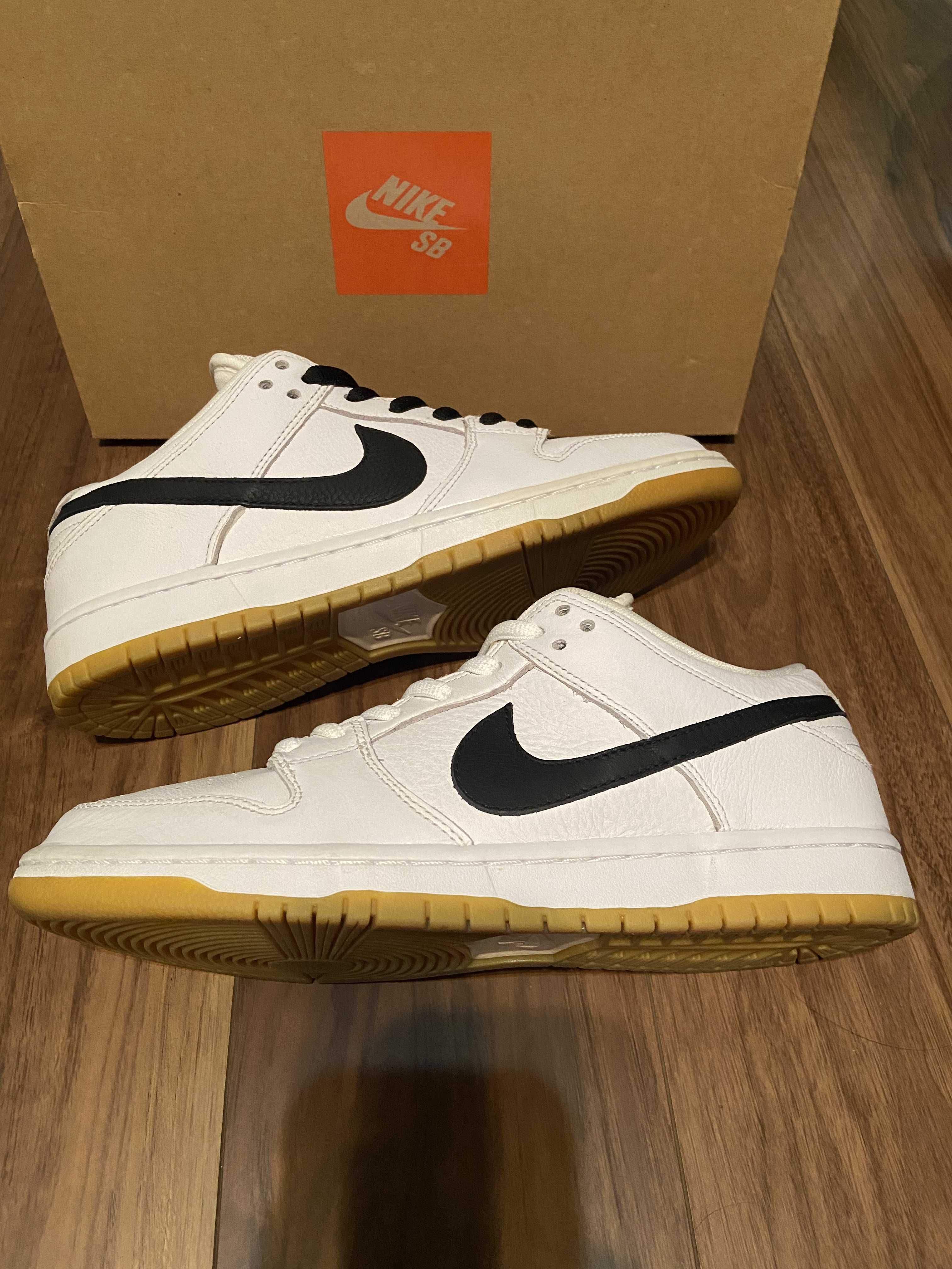 Nike SB Dunk Low Orange Label "White Black"