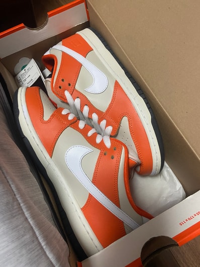 Nike SB Dunk Low "Orange Box"