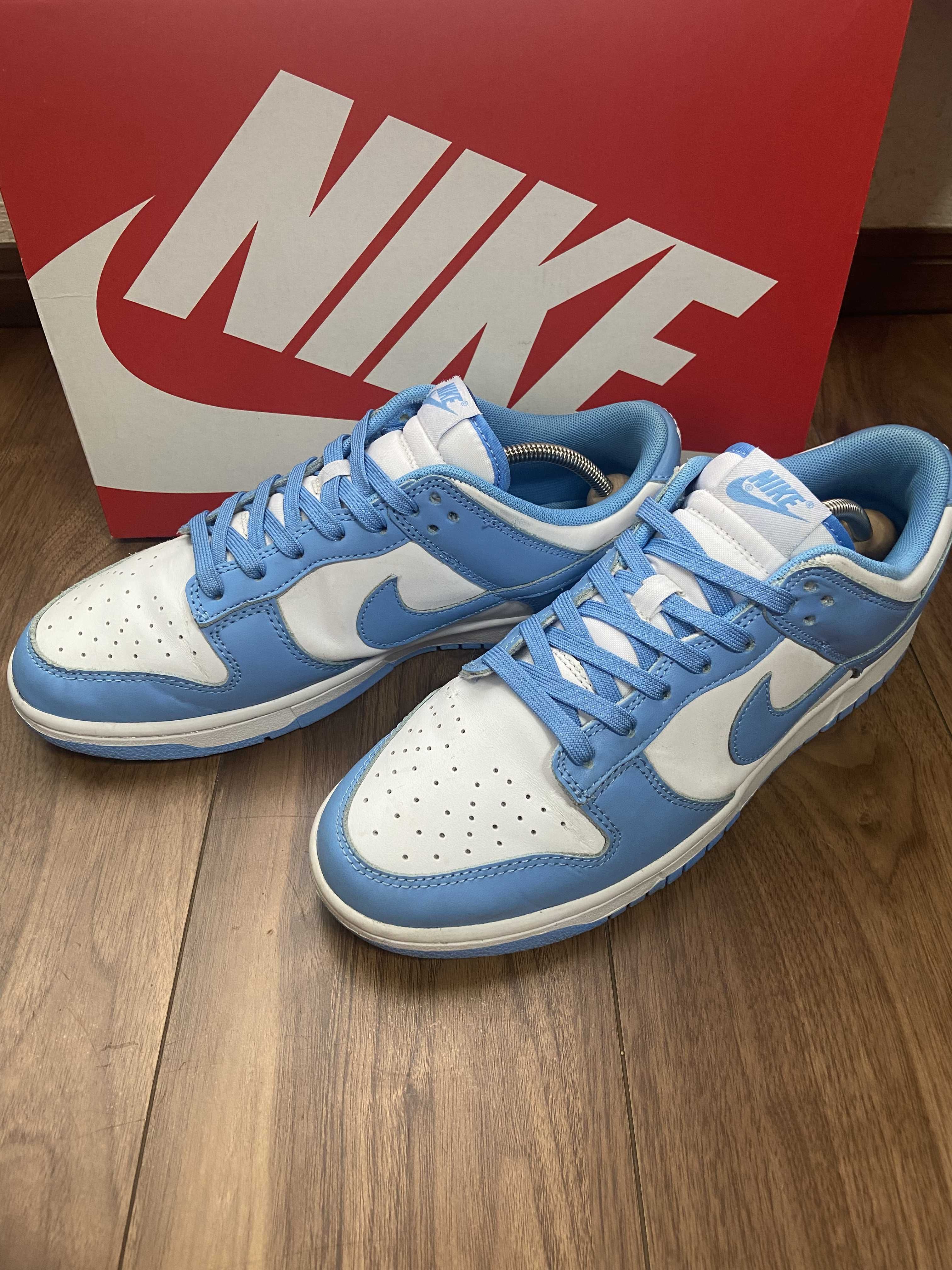 Nike Dunk Low "University Blue"
