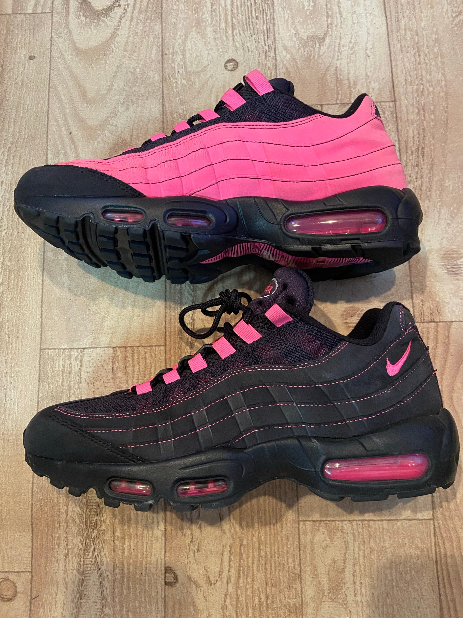 Nike Air Max 95 "Black/Pink"