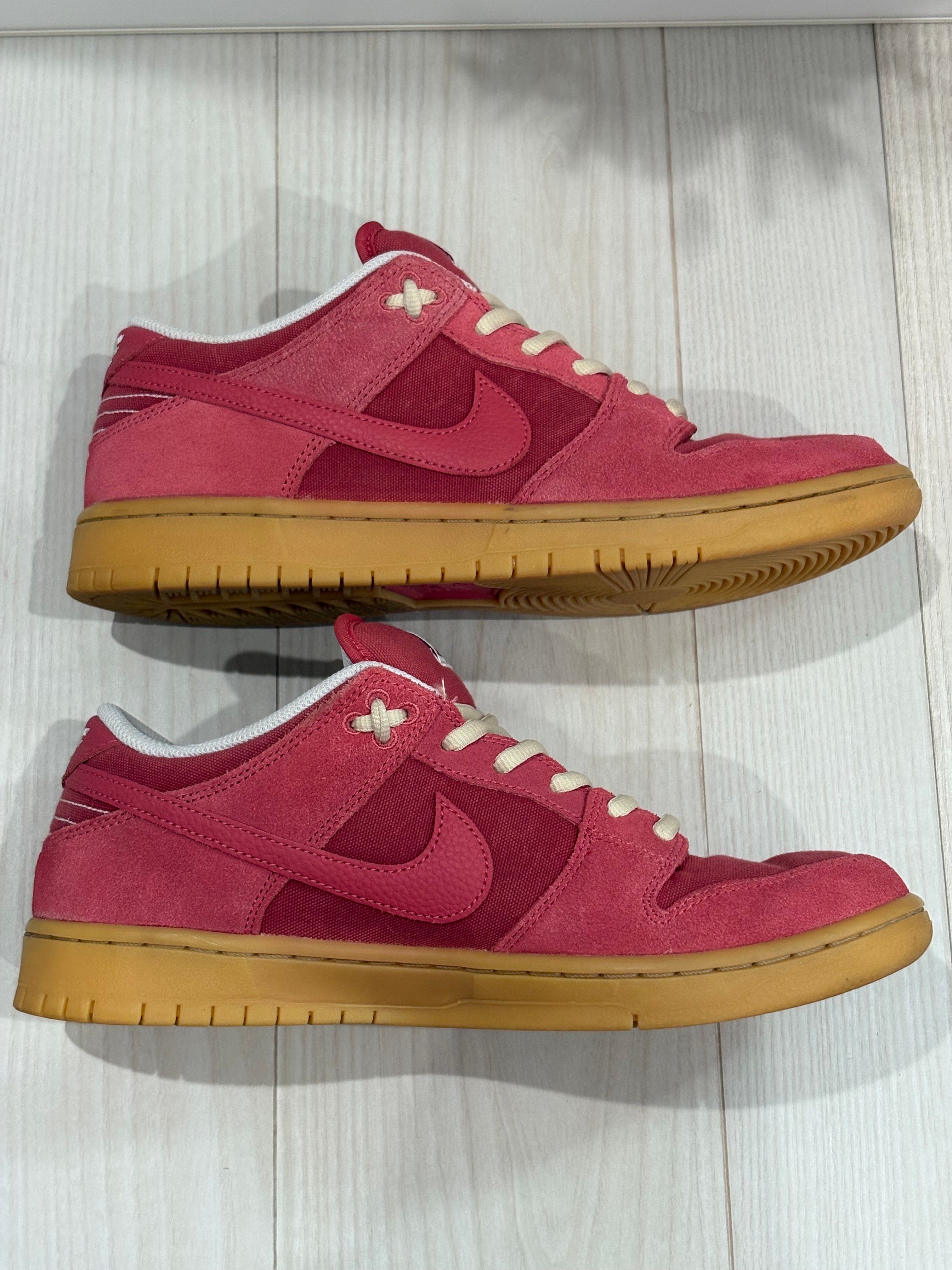 Nike SB Dunk Low "Adobe"