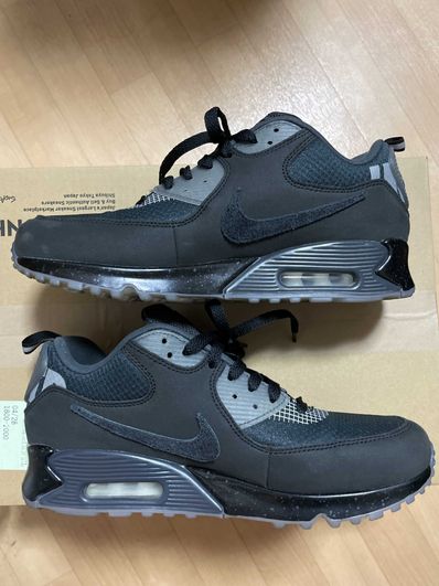 UNDEFEATED × Nike Air Max 90 "Black/Rush Pink"