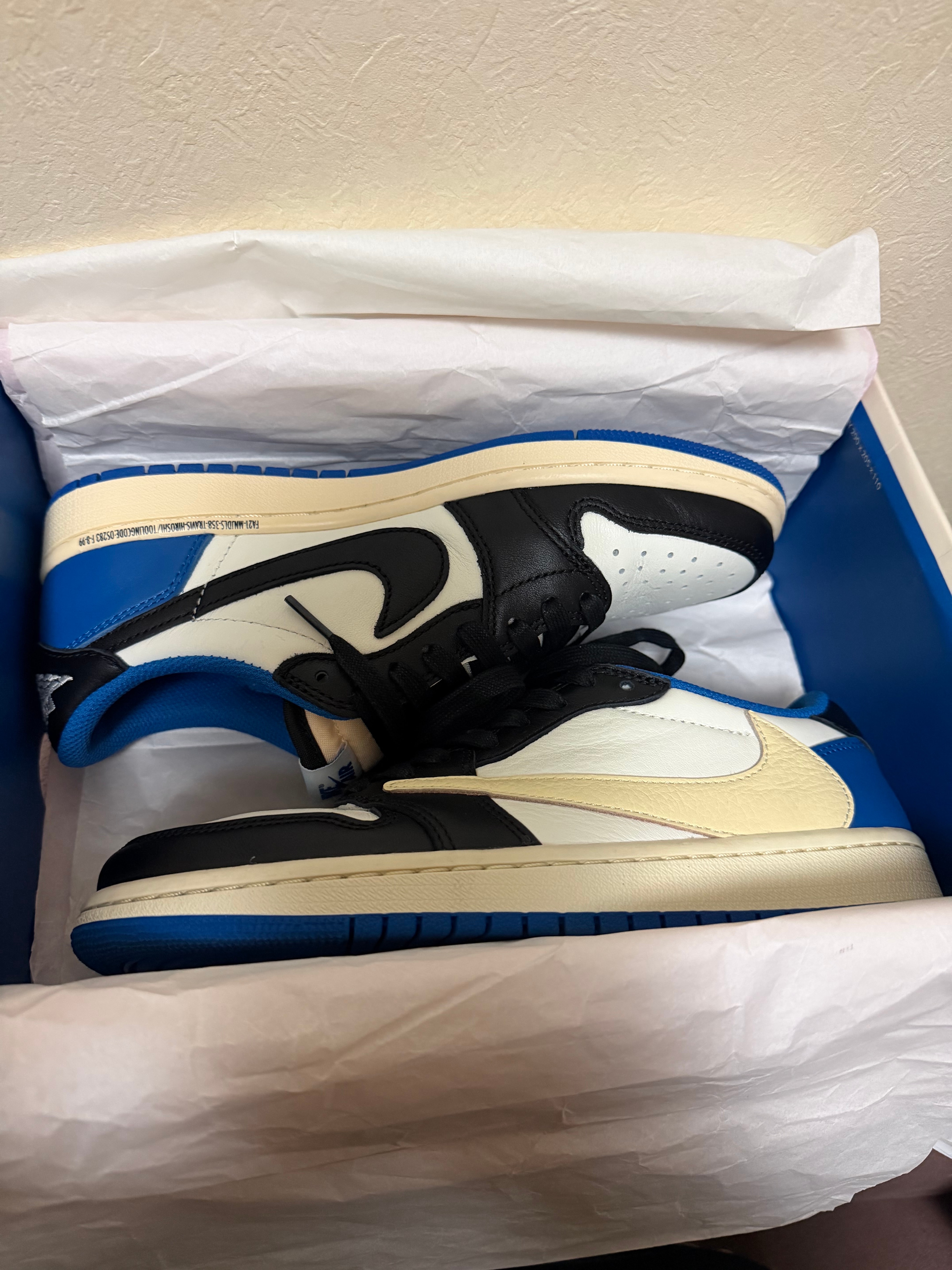 Travis Scott × fragment design × Nike Air Jordan 1 Low OG SP "Military Blue"
