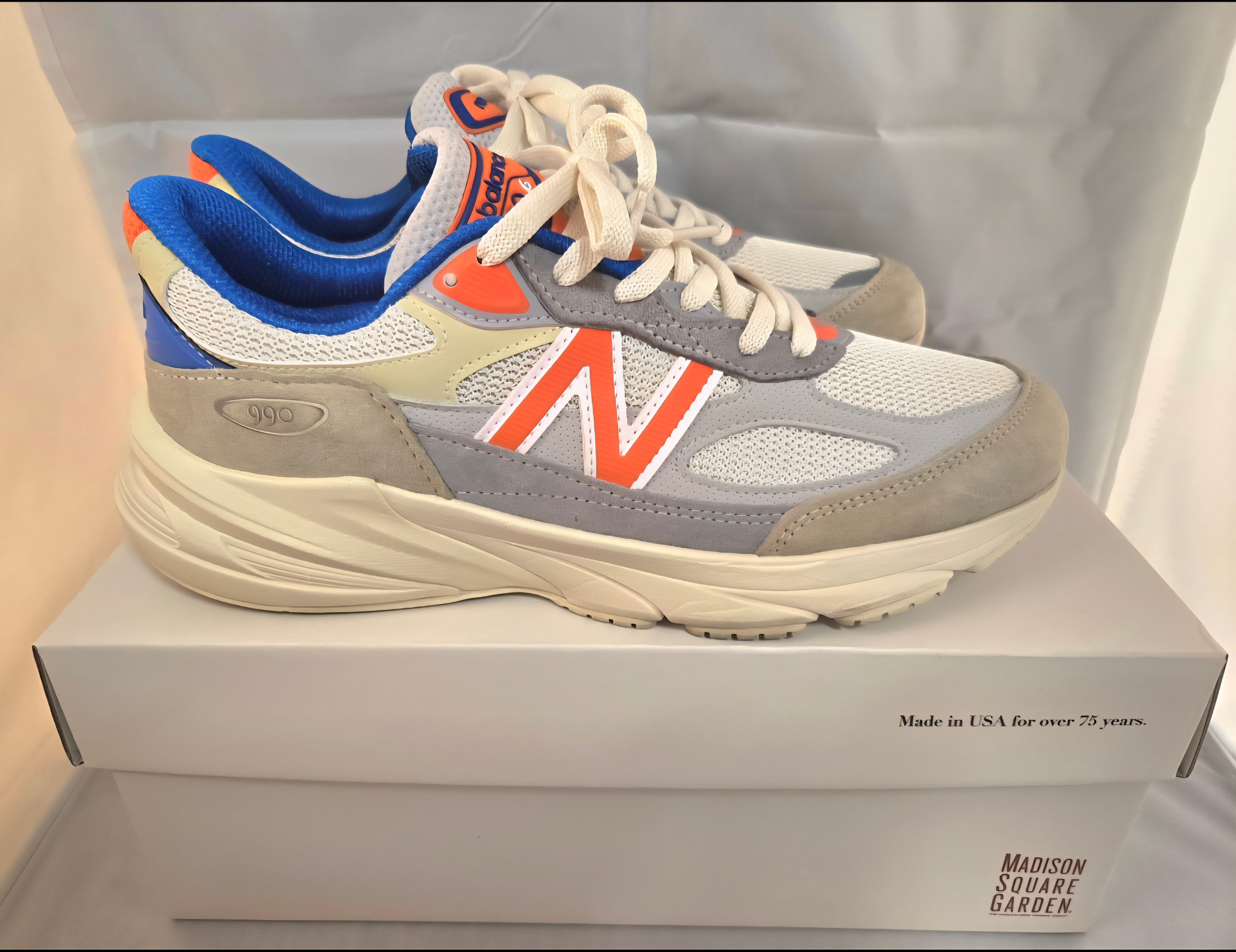 KITH × New Balance 990V6 Madison Square Garden "Sanddrift"