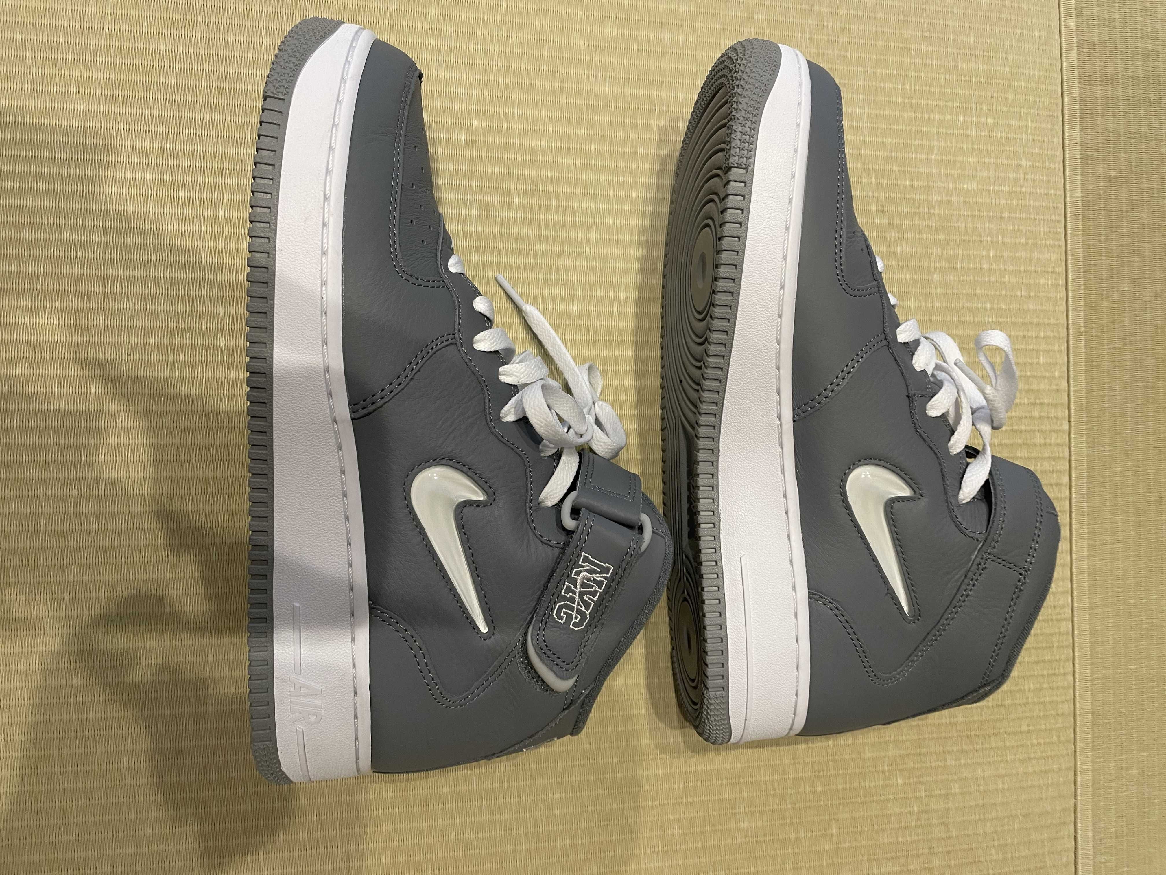 Nike Air Force 1 Mid NYC "Cool Grey"