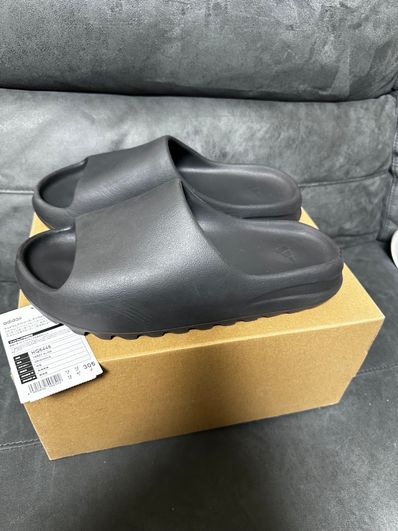 adidas YEEZY Slide "Onyx"