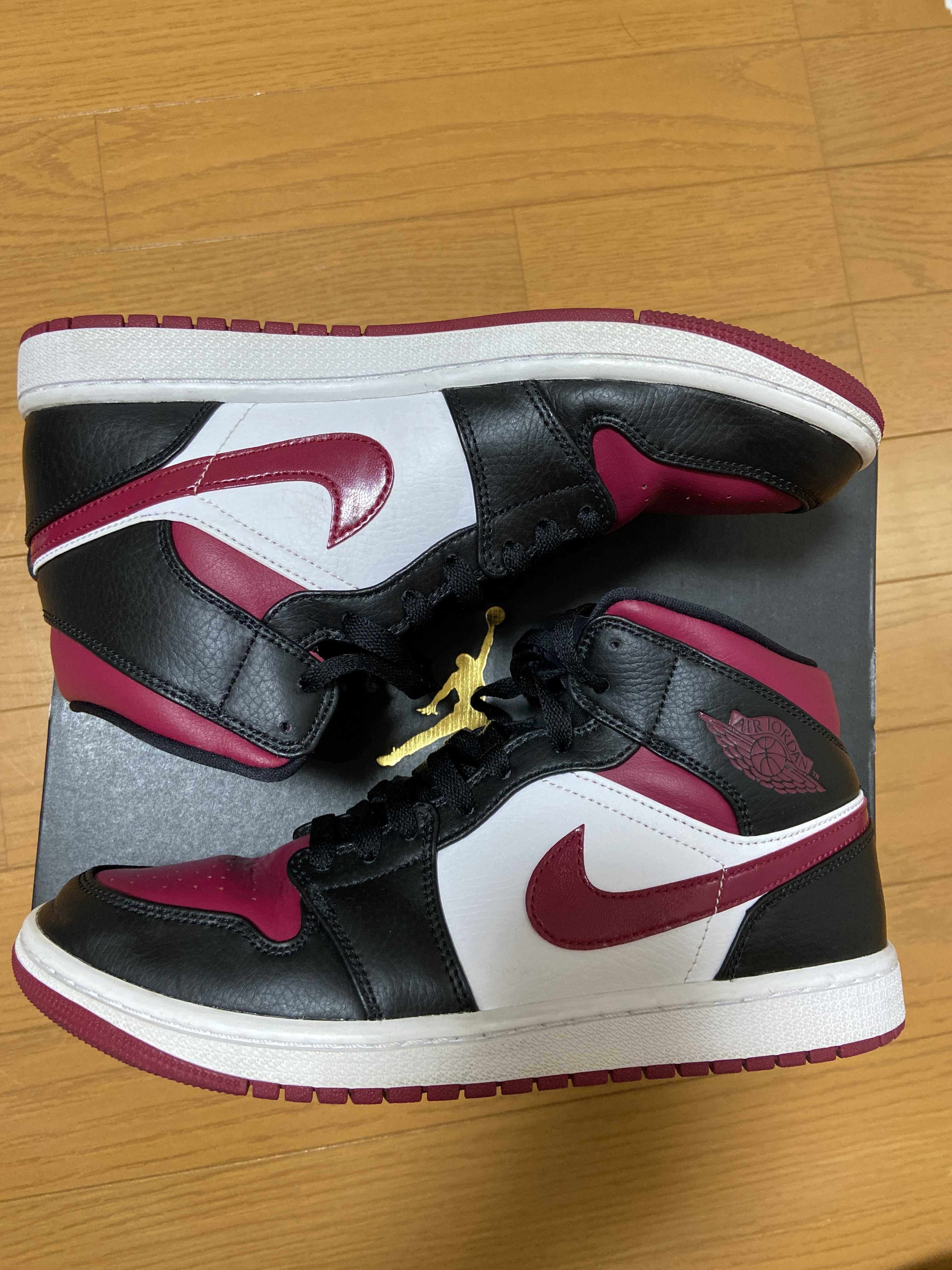 NIKE AIR JORDAN 1 MID "BLACK/RED/WHITE"