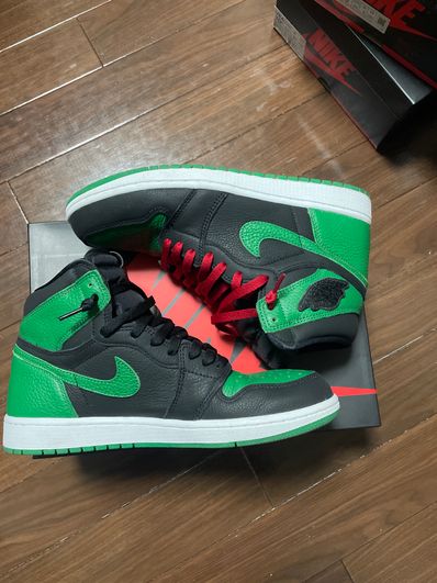 Nike Air Jordan 1 Retro High OG "Black/Pine Green" (2020)