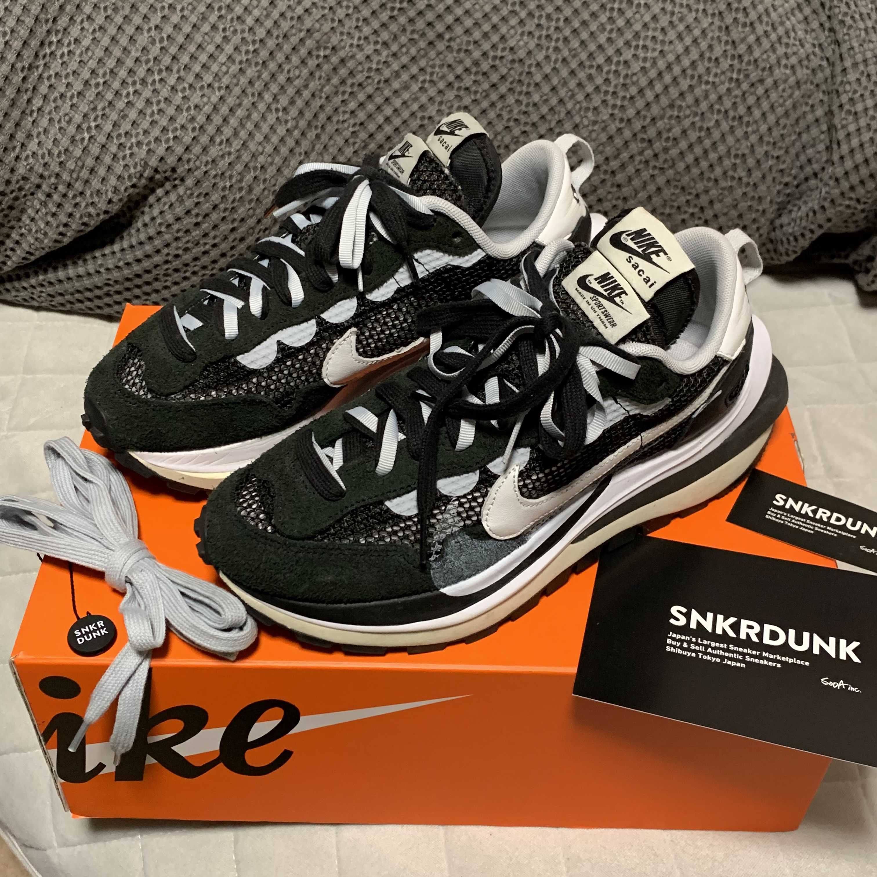 sacai × Nike Vapor Waffle "Black and White"