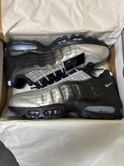 Palace Skateboards × Nike Air Max 95 Big Bubble "Metallic Silver/Aluminum"