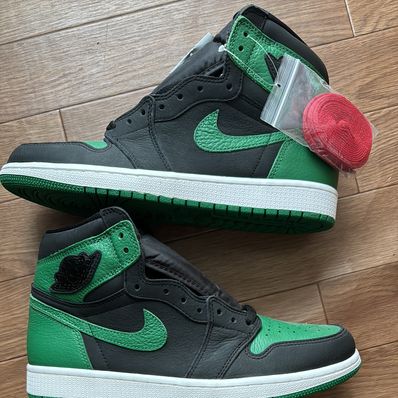 Nike Air Jordan 1 Retro High OG "Black/Pine Green" (2020)