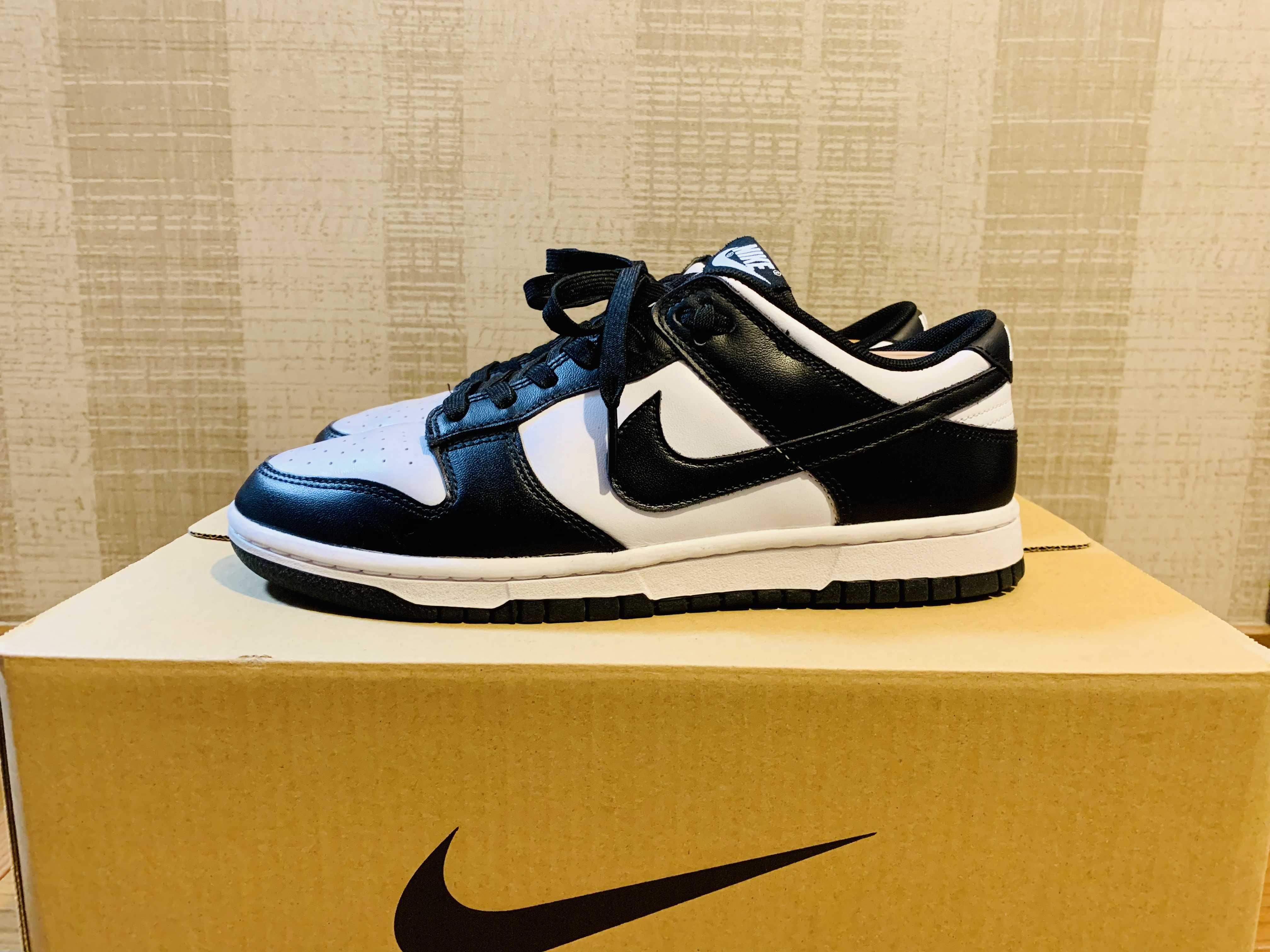 Nike Dunk Low Retro "Panda/White/Black"