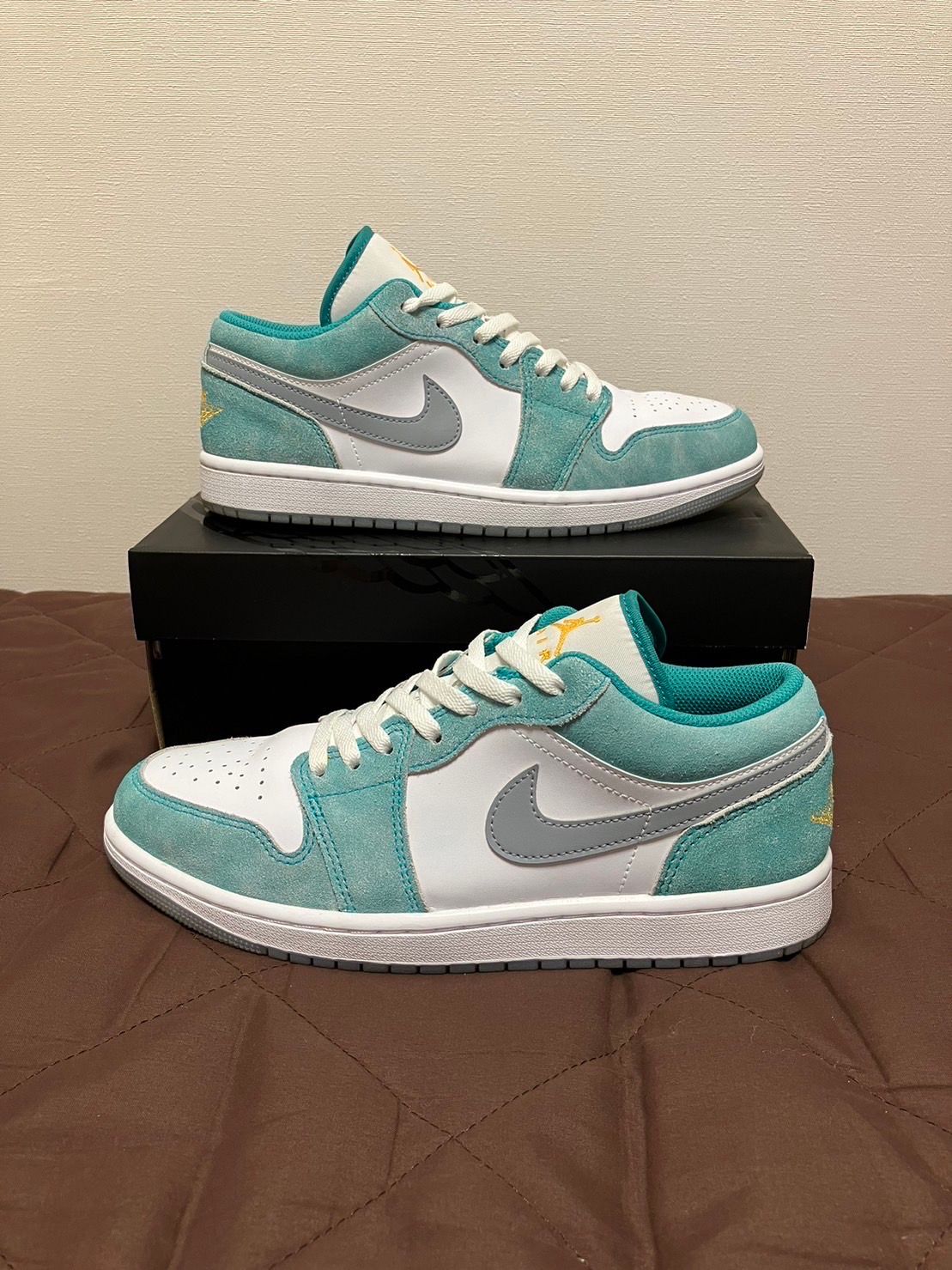 Nike Air Jordan 1 Low SE "New Emerald"
