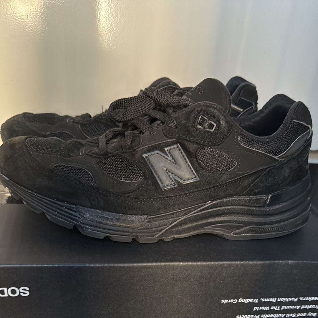 New Balance 992 "Triple Black"