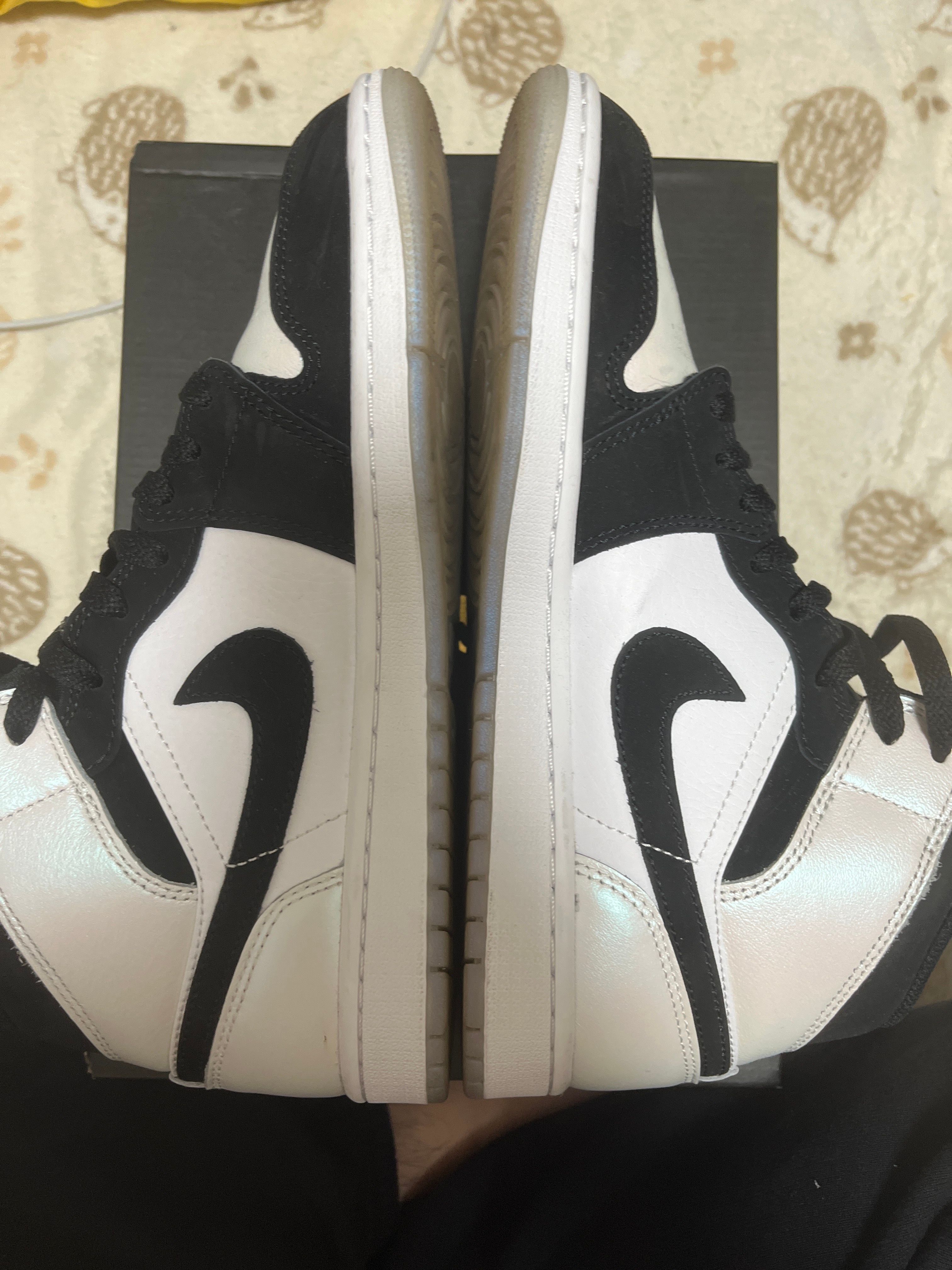 Nike Air Jordan 1 Mid "Omega/Black/White"