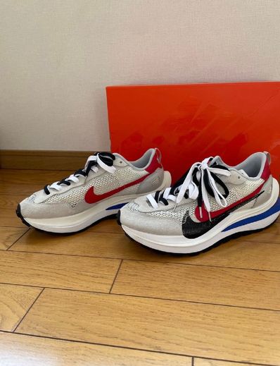 sacai × Nike Vapor Waffle "Royal Fuchsia"