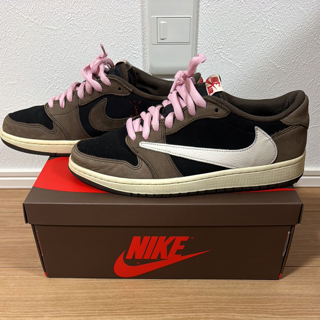Travis Scott × Nike Air Jordan 1 Low OG SP-T "Black/Dark Mocha"