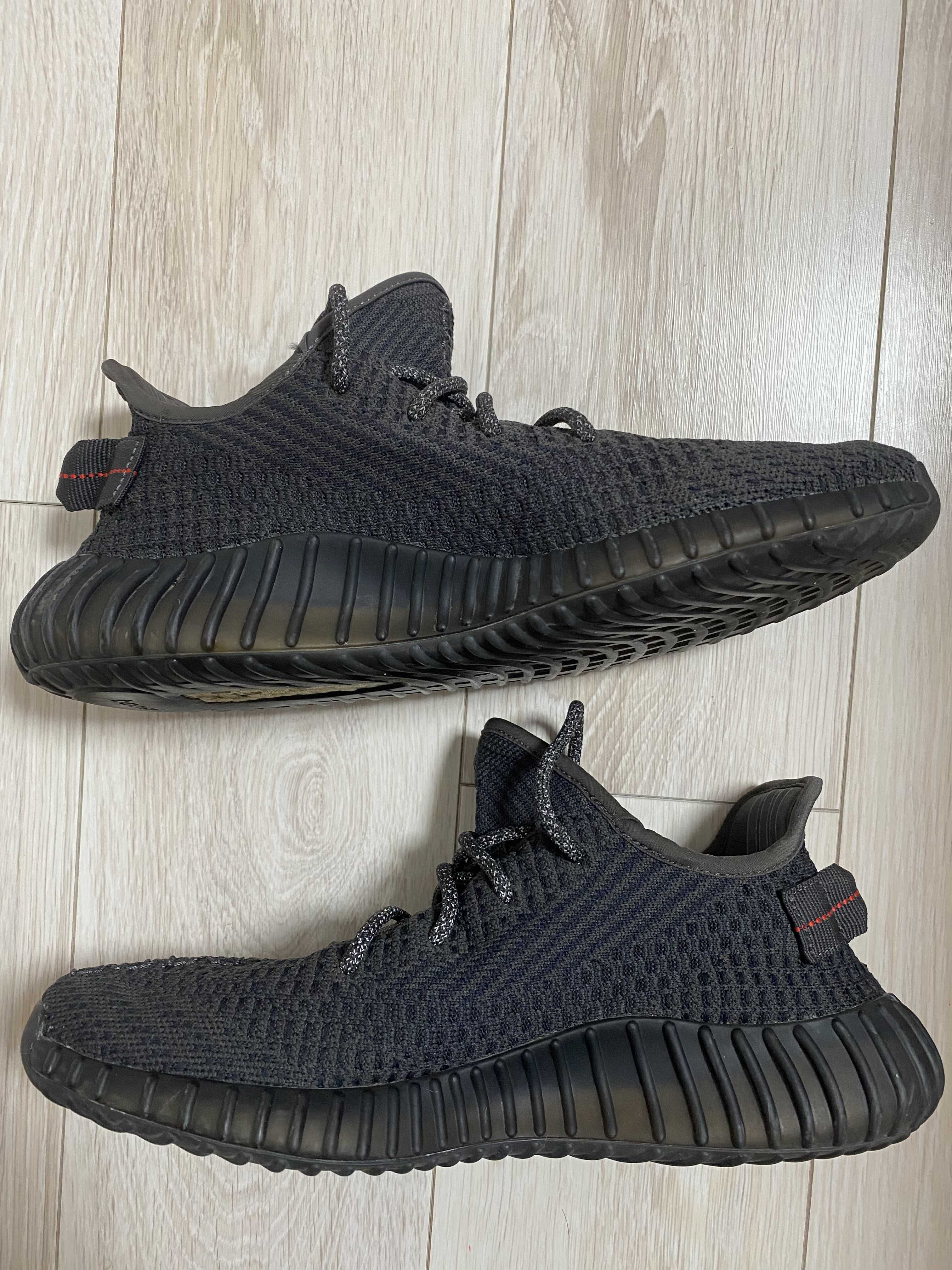 adidas YEEZY Boost 350 V2 "Black"