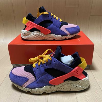 size? × Nike Air Huarache "Court Purple/Bright Crimson"