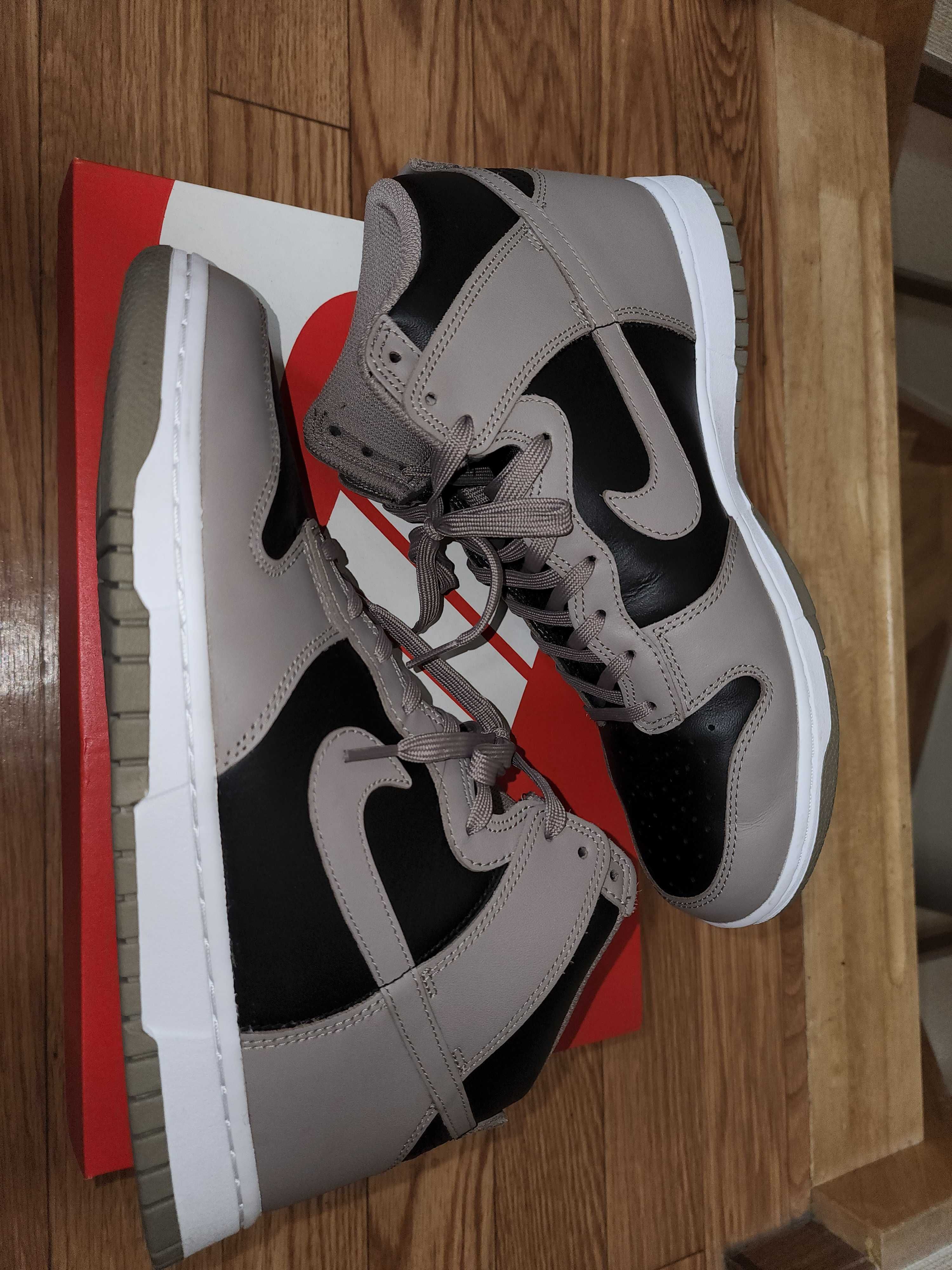 Nike Women's Dunk High "Moon Fossil"