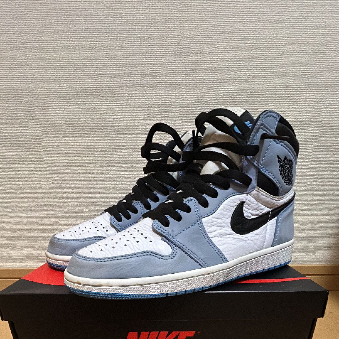 Nike Air Jordan 1 High OG "University Blue"