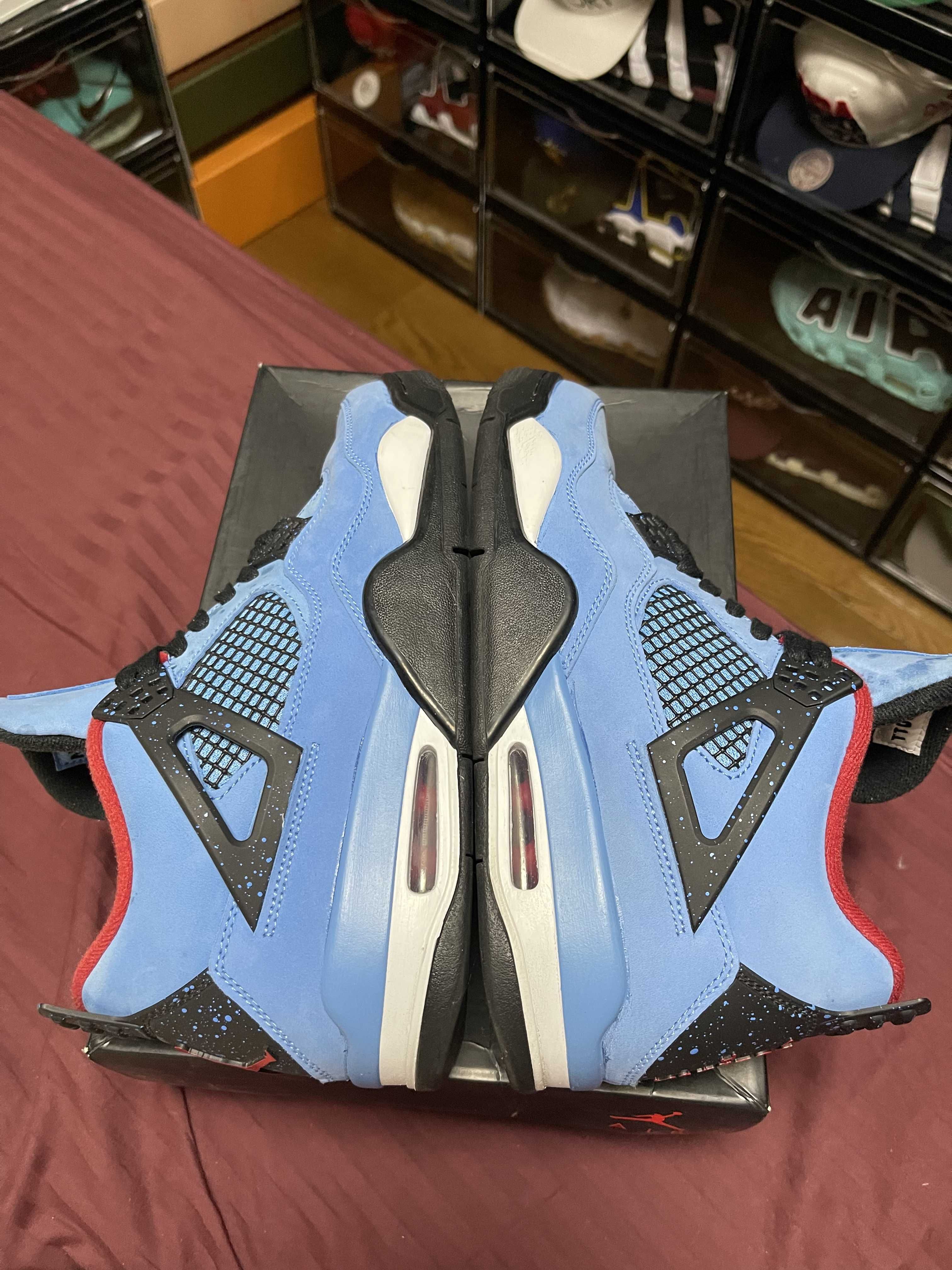 Travis Scott × Nike Air Jordan 4 Retro Cactus Jack "University Blue"