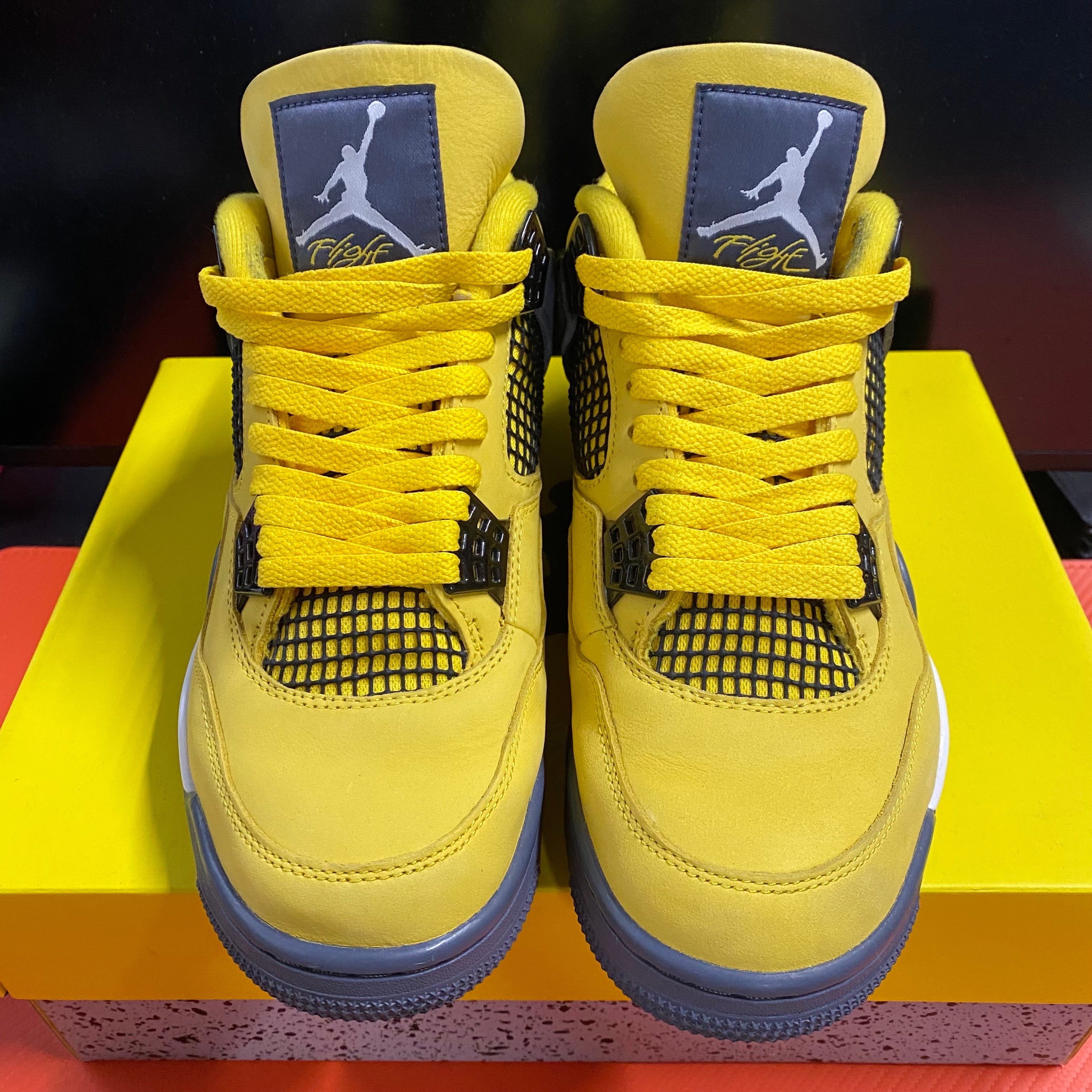 Nike Air Jordan 4 "Tour Yellow"