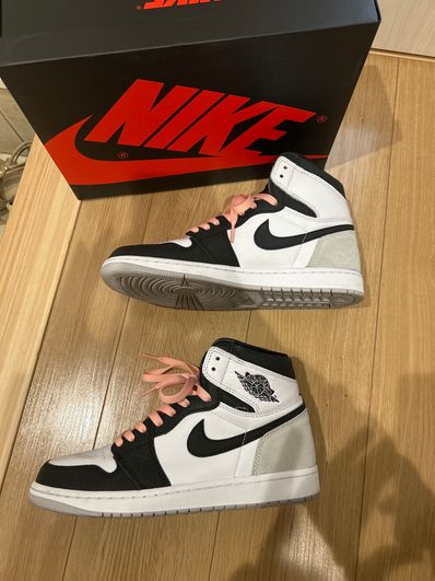Nike Air Jordan 1 High OG "Bleached Coral"