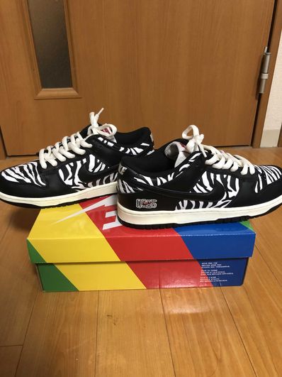 Quartersnacks × Nike SB Dunk Low "Zebra Cake/Safari"